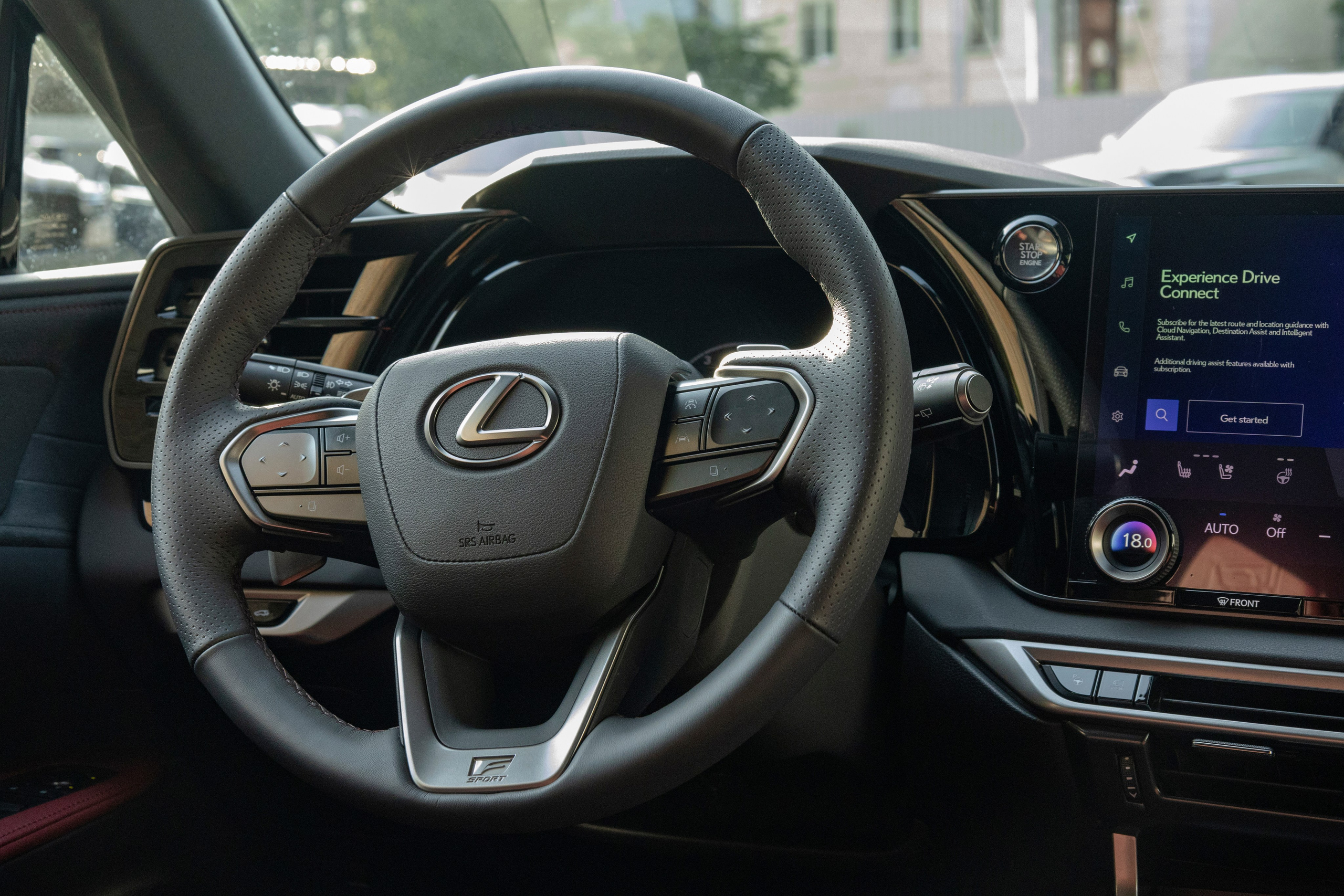 Фотосессия с мотоциклами и автомобилями. Предметный фотограф в Москве и Московской области