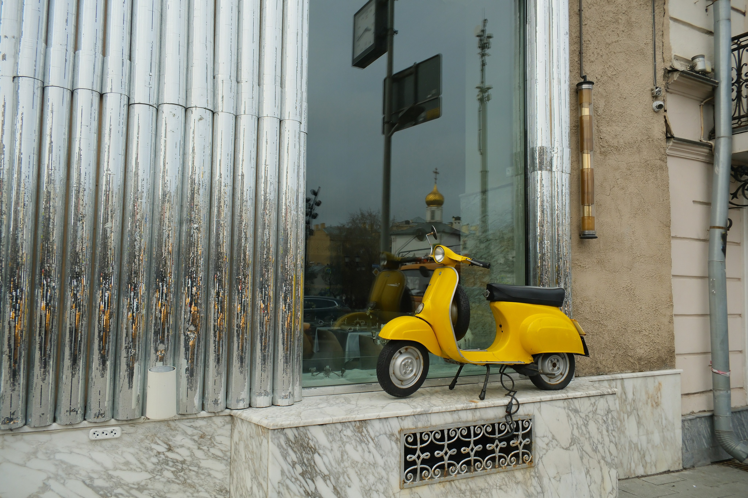 Улица, люди, жизнь…