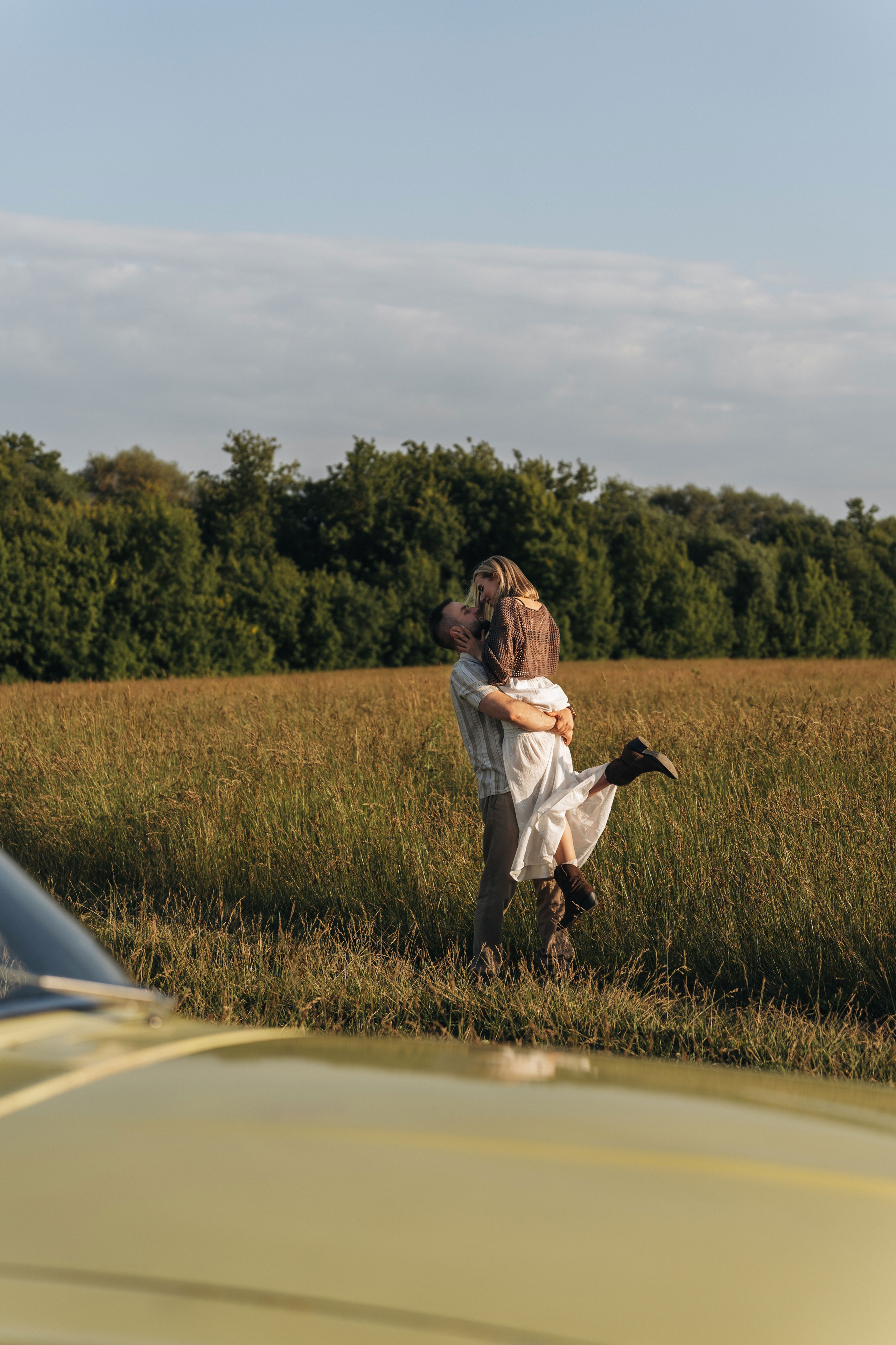 На машине загород. Ваш фотограф Вика Артемова