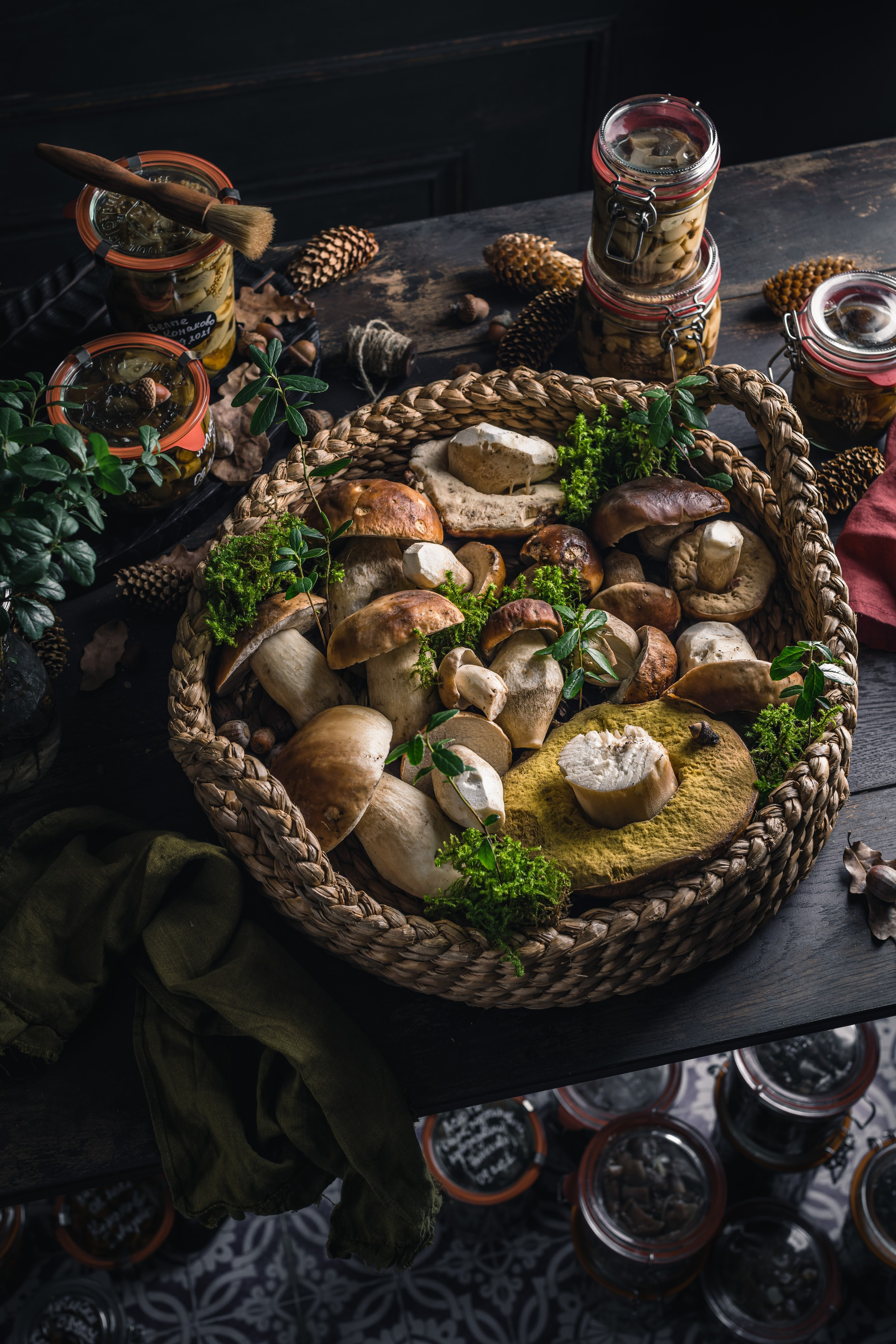 Белые грибы заготовки. Foodie Stories (гастрономические истории) рекламная фуд-фотосъёмка, Москва