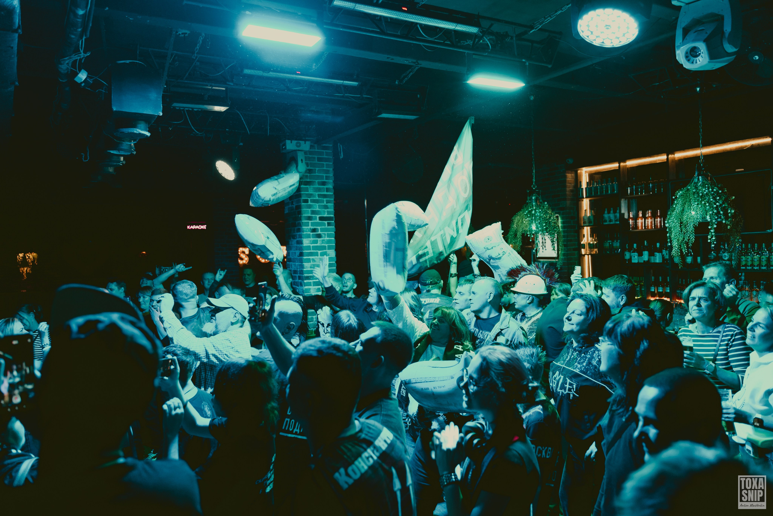 Бригадный подряд (03.10.2025). Toxasnip Photo | Anton Maslenkin