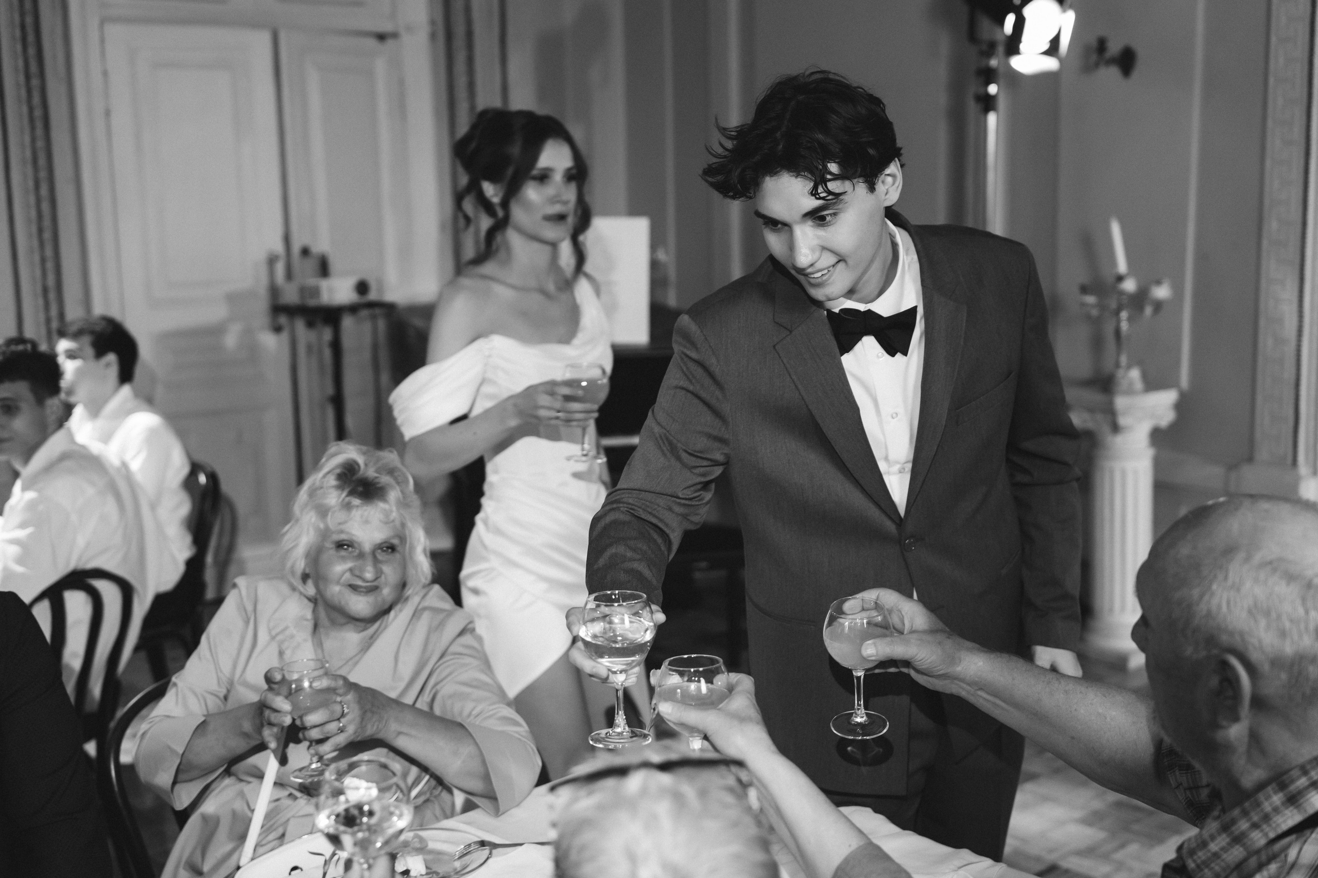 Азим и Алия. Главная