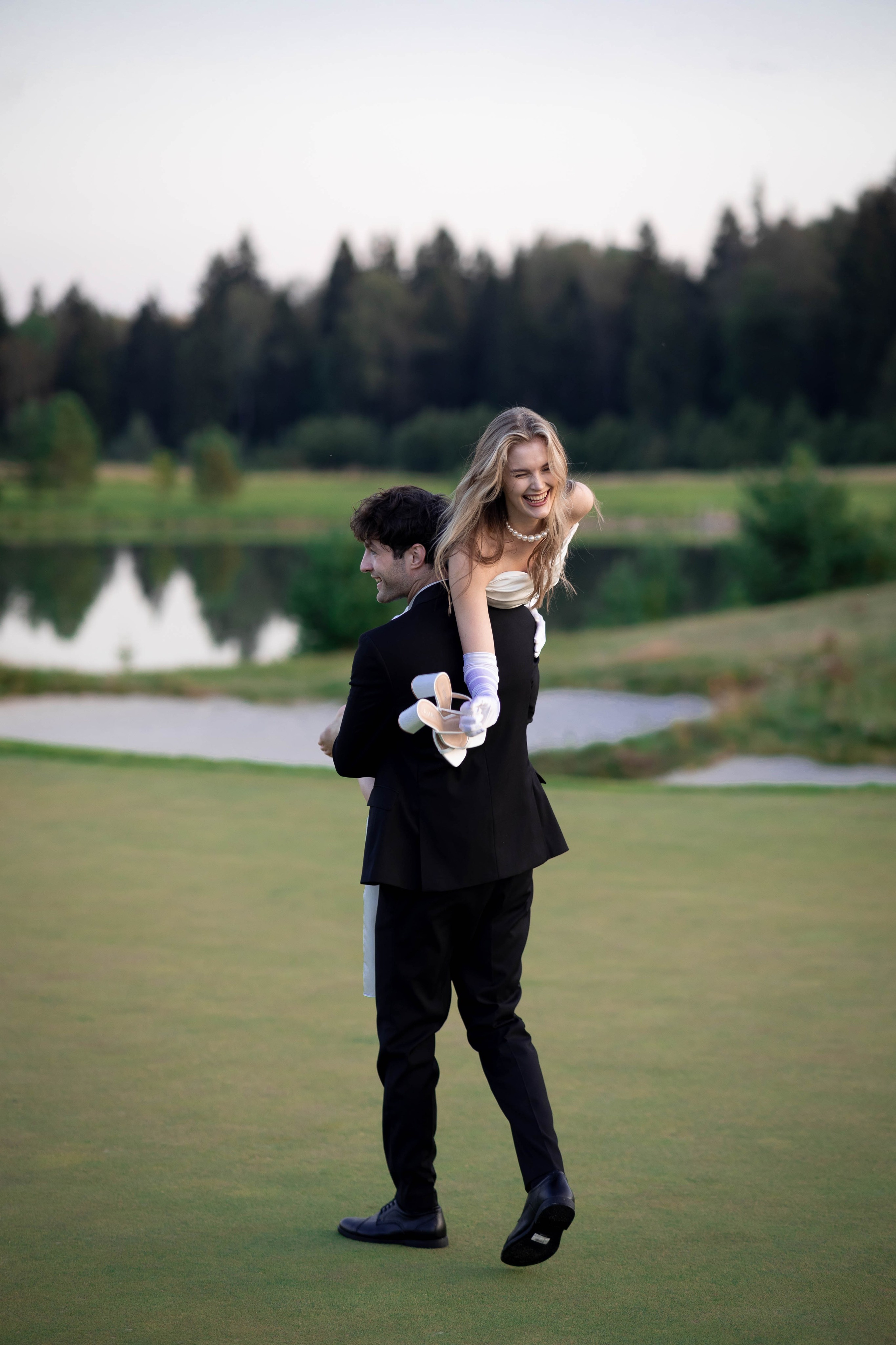 Свадебная фотосессия в гольф клубе. Виктория Шишкова свадебный фотограф Москва и МО (Балашиха, Щелково)