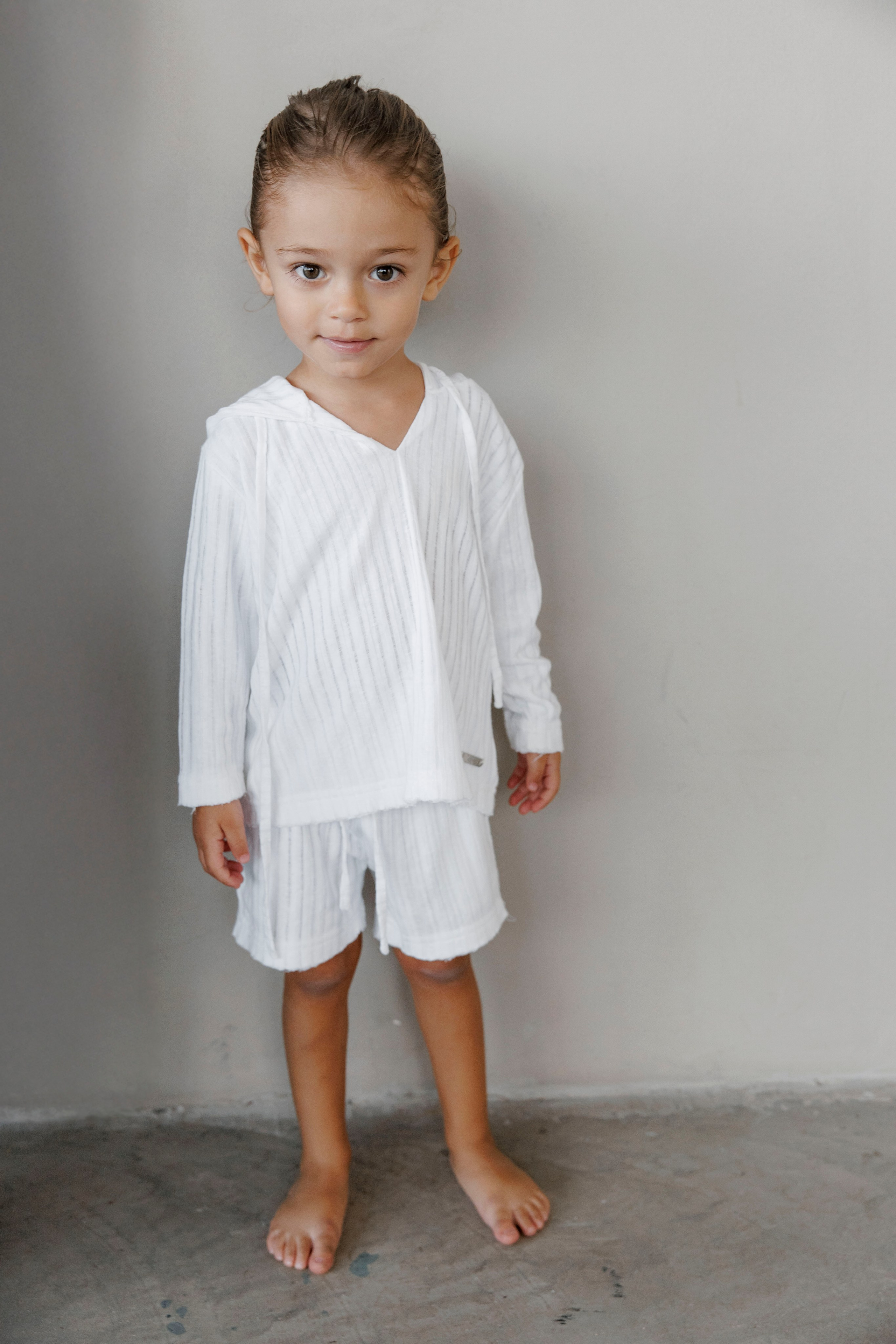 Pregnancy photoshoot inside the studio in Tel Aviv. Главная