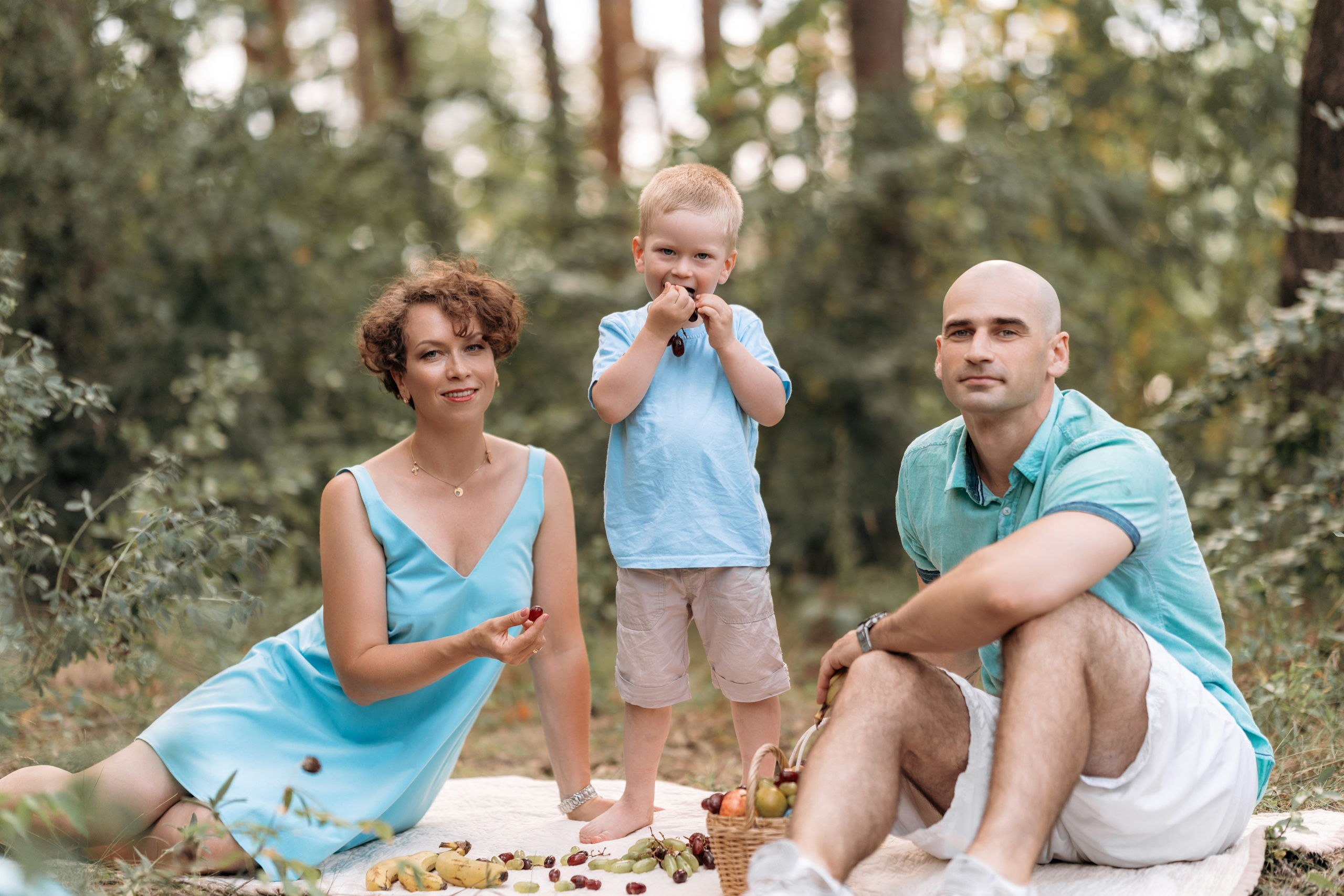Семья на природе. Семейный и свадебный фотограф в Ульяновске Арина Авдеева