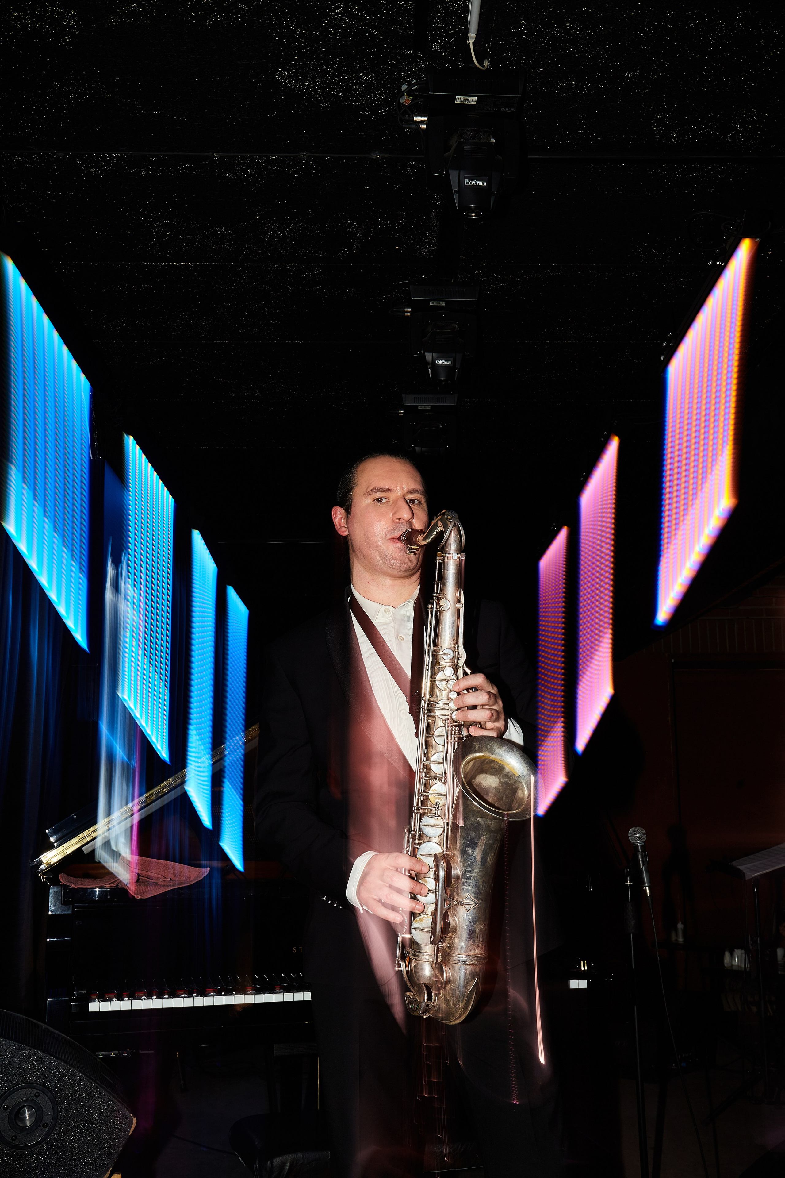 Бэкстейдж для джазовой группы «4 Brothers». Главная