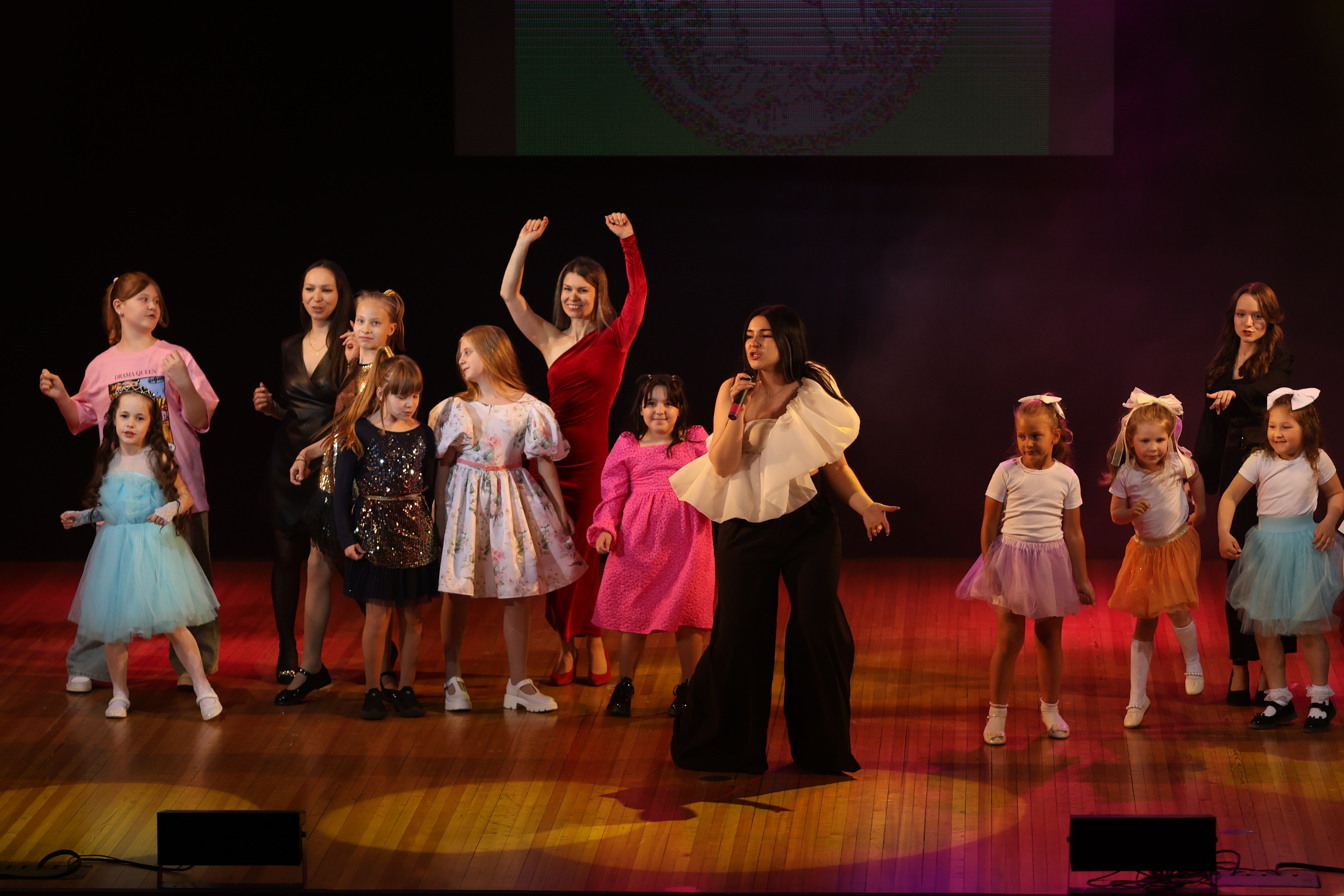 Сцена. Фотограф Людмила Оюн