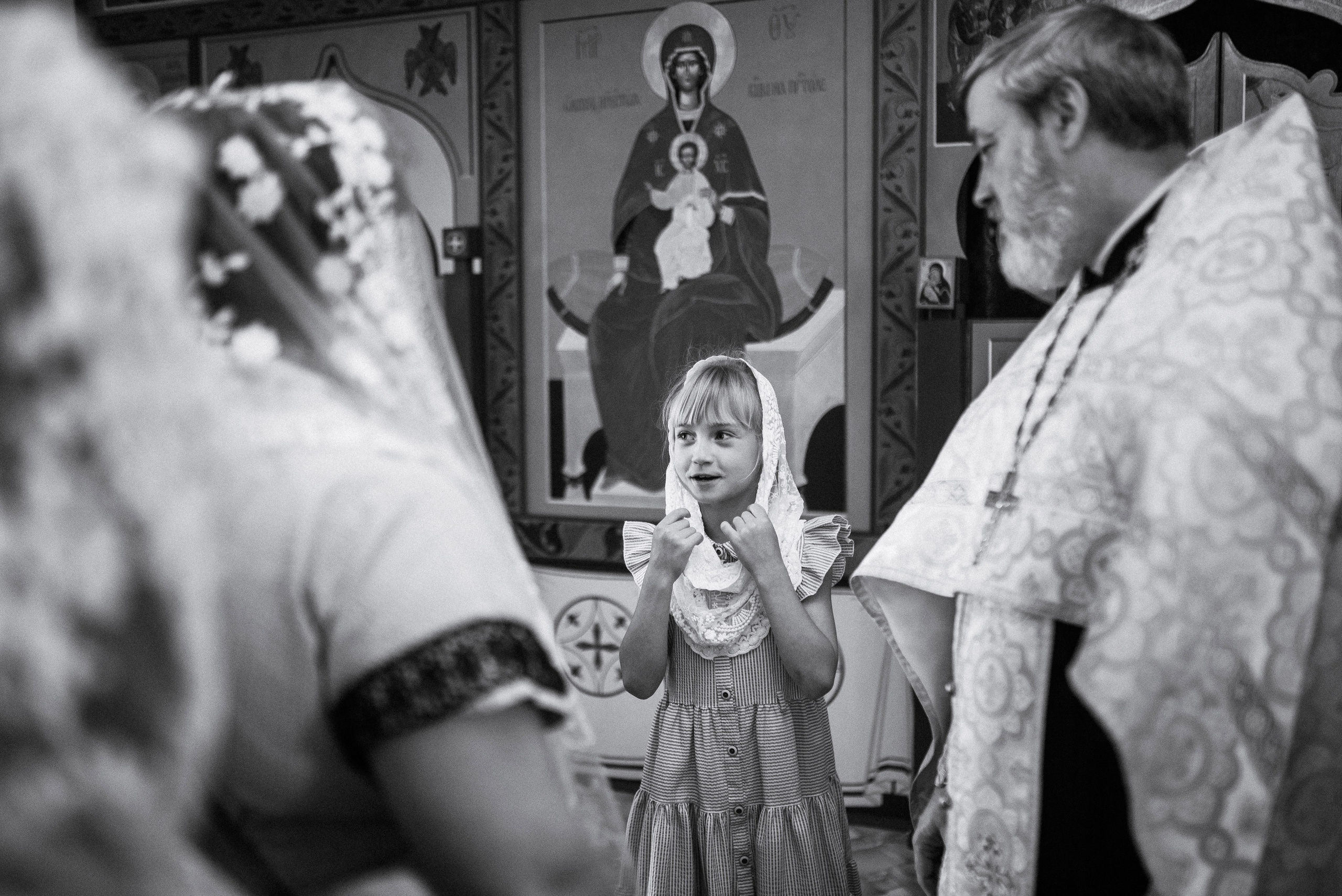Крещение Даши и Алены. Семейный документальный фотограф в Волгограде Мариэта Додина