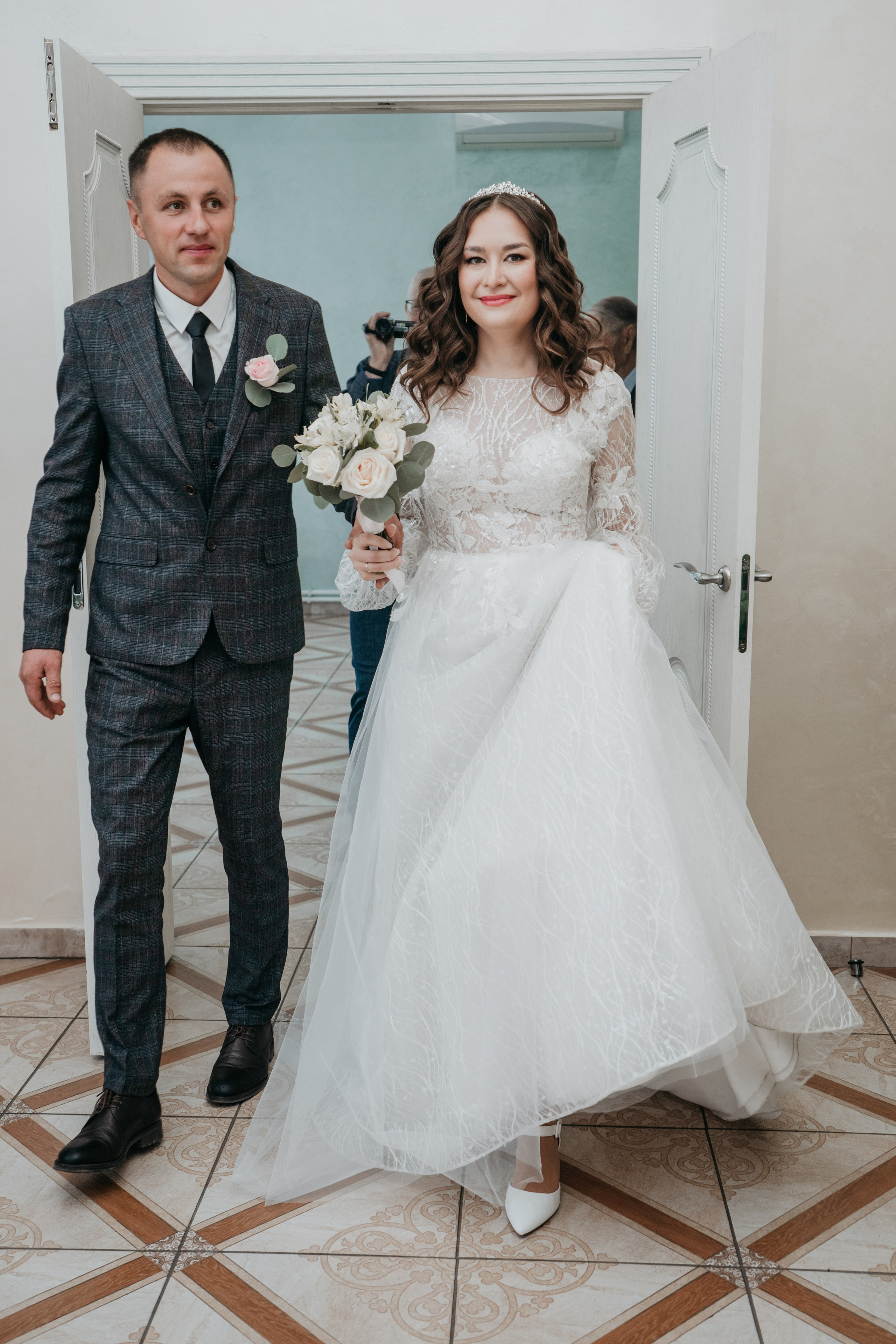 Свадебный фотографии с прогулки в окрестностях Улан-Удэ. Фотограф в Улан-Удэ. Свадебный фотограф в Улан-Удэ