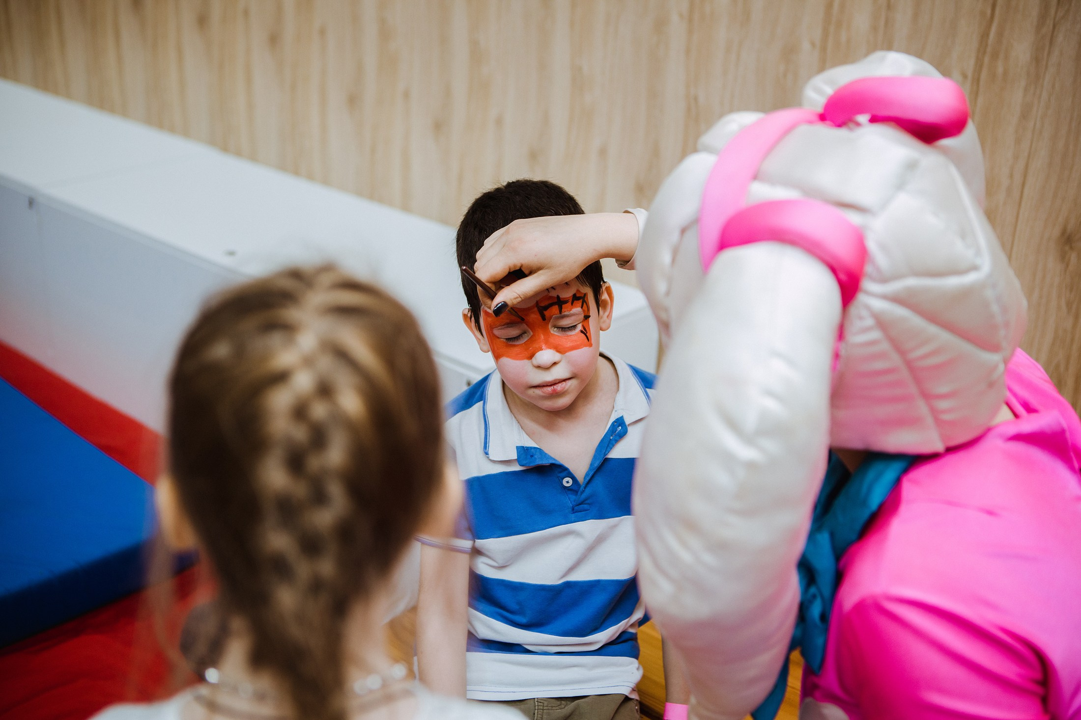 Ника, 5 лет. Батутлет, Волжский. Фотографы в городе Волгограде — Людмила Агеева и Алексей Околелов