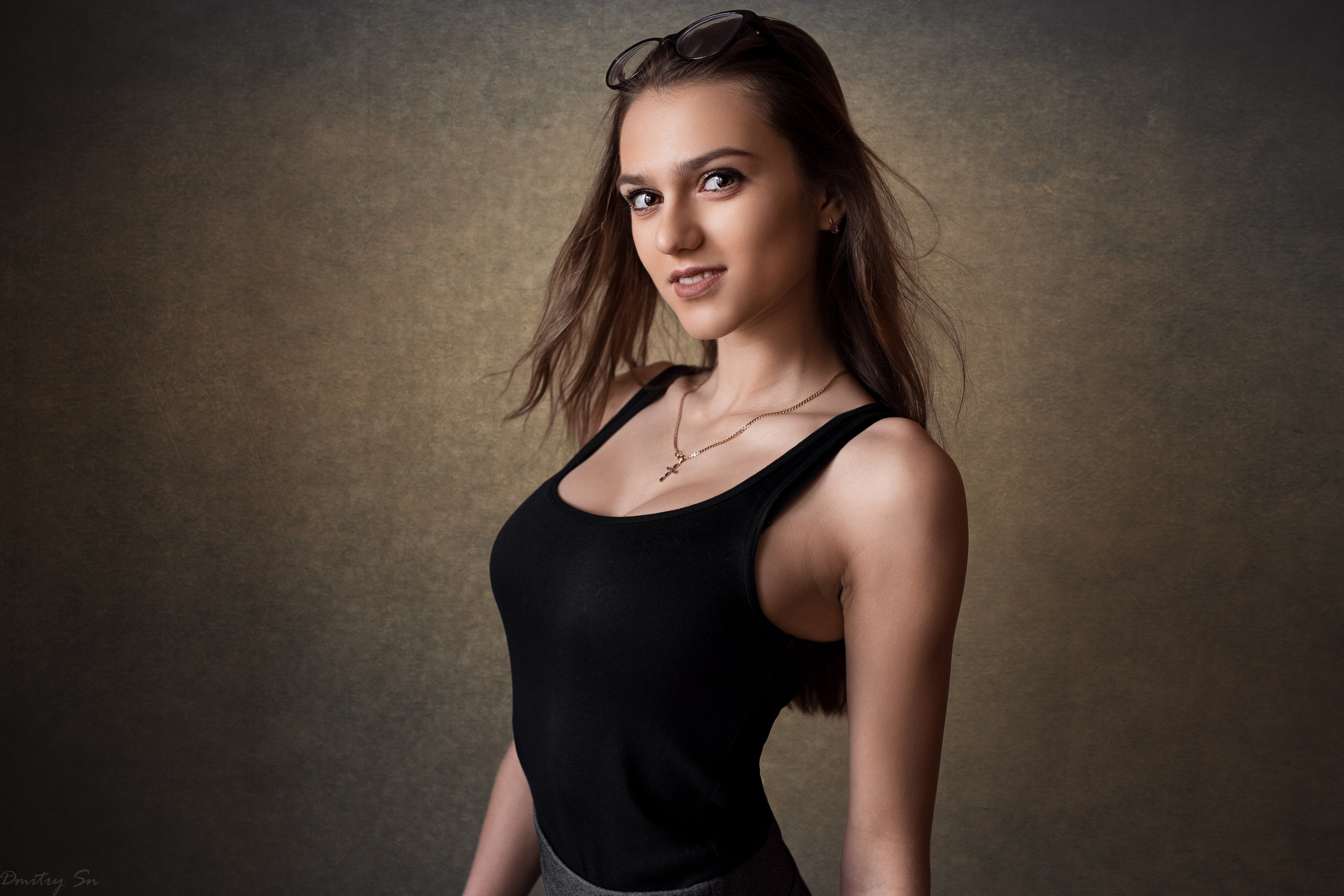 Фотосет у окна с Маргаритой в формате для «себя»