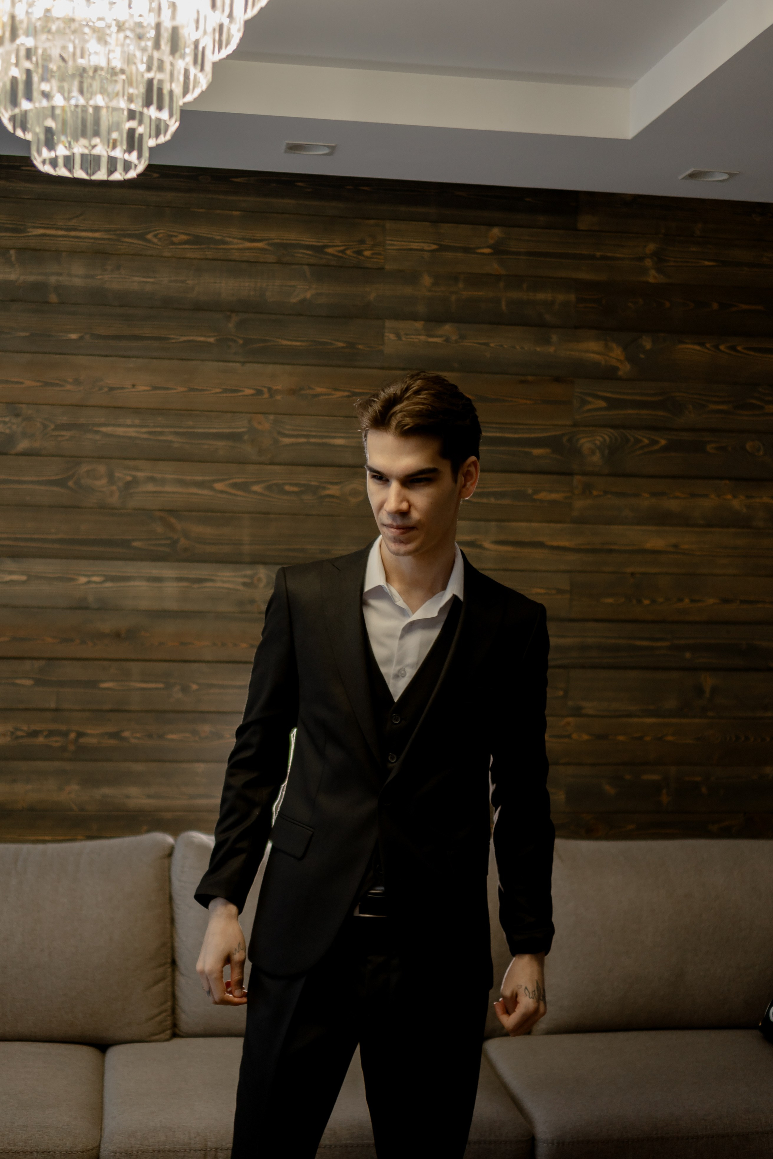 СВАДЕБНАЯ СЬЕМКА СБОРОВ В ОТЕЛЕ И ВЫЕЗД НА ЦЕРЕМОНИЮ (СНЯТО В СИБИРЕ В НИЖНЕВАРТОВСКЕ). Профессиональный фотограф, Санкт-Петербург — Виктория Богомолова