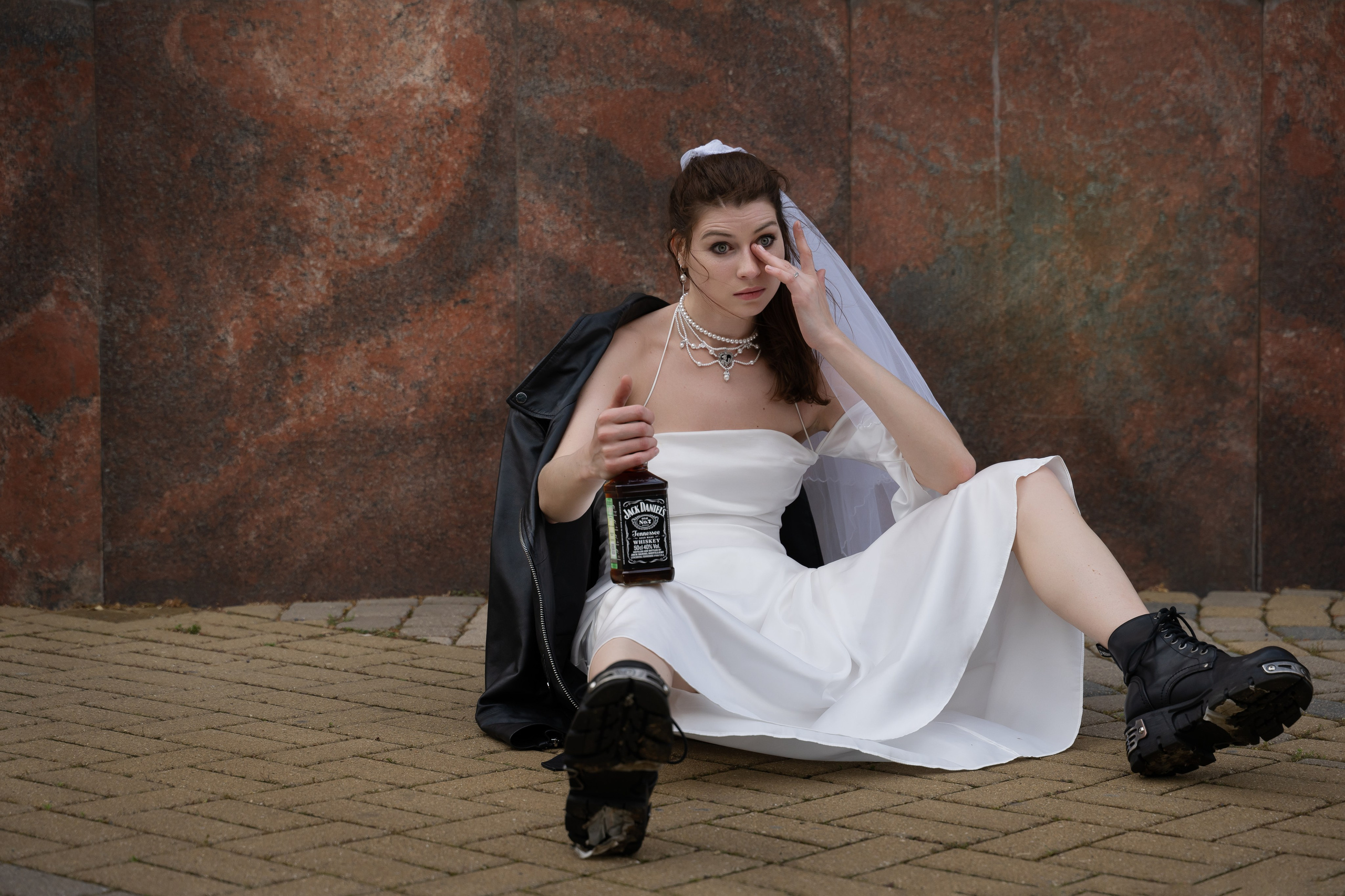 СБЕЖАВШАЯ НЕВЕСТА (история в каждом кадре). Главная