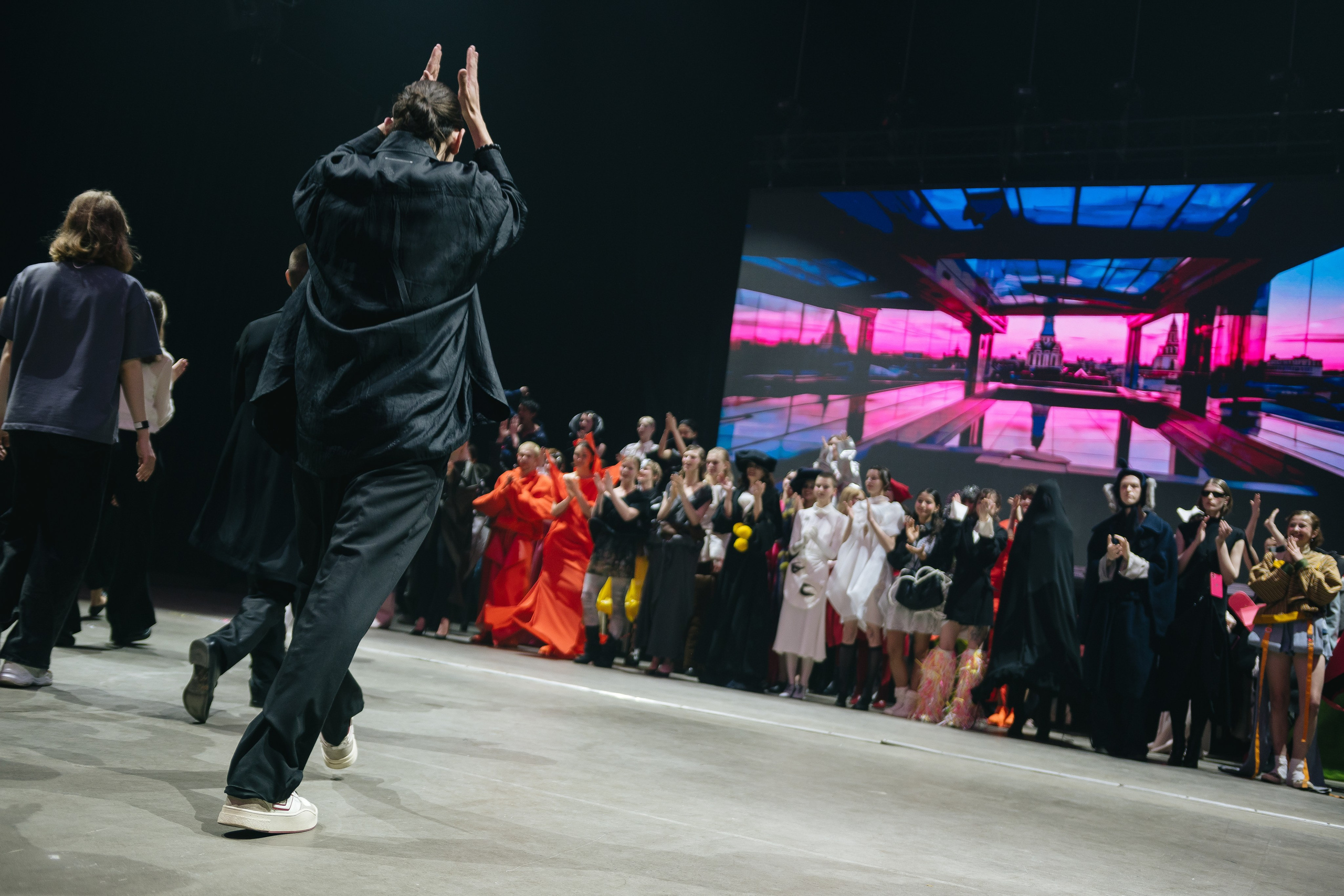 Самокат x HSE DESIGN: Главные переменные. Даниил Сергеев: репортажный фотограф