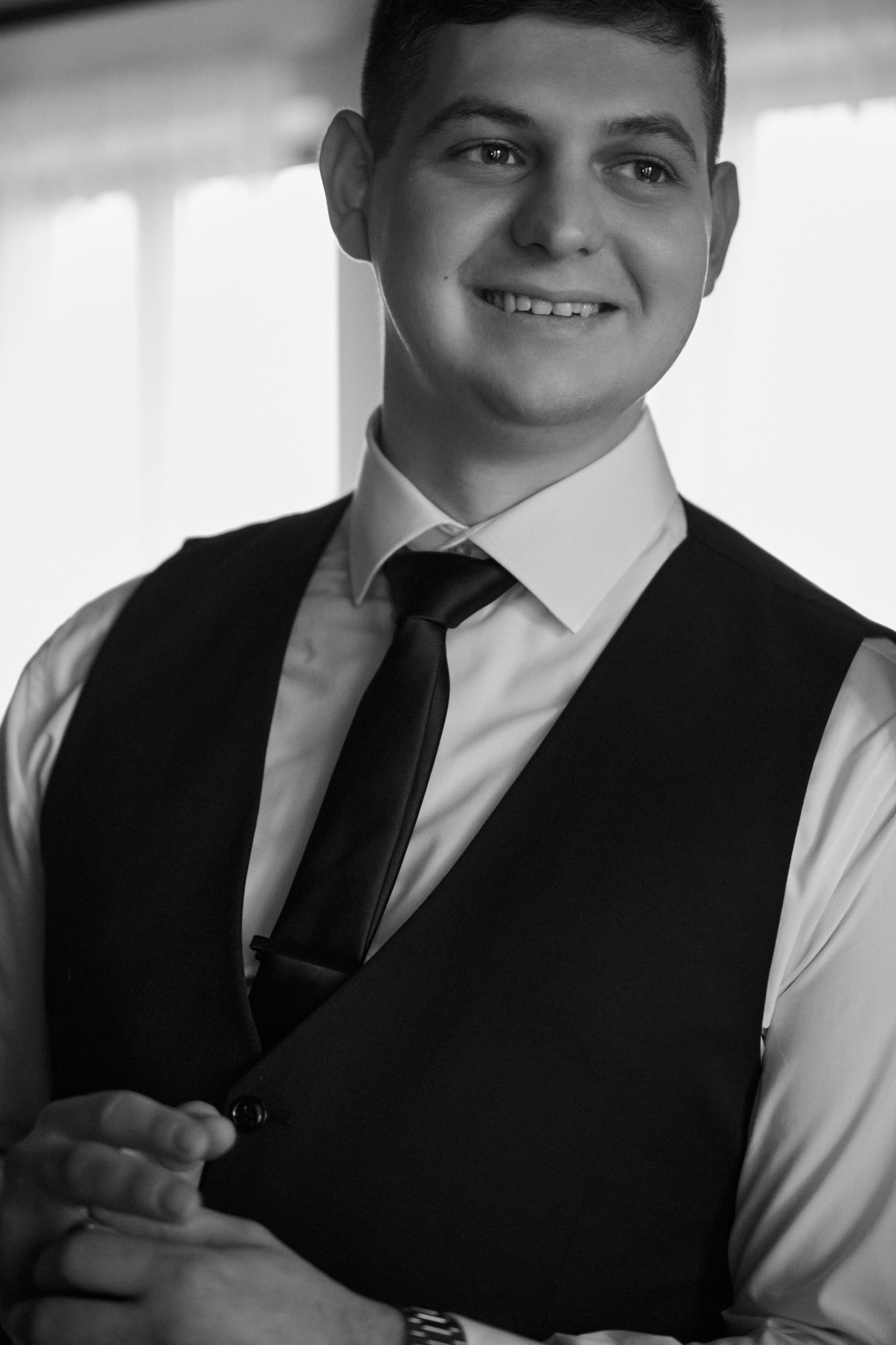 Вне времени. Главная