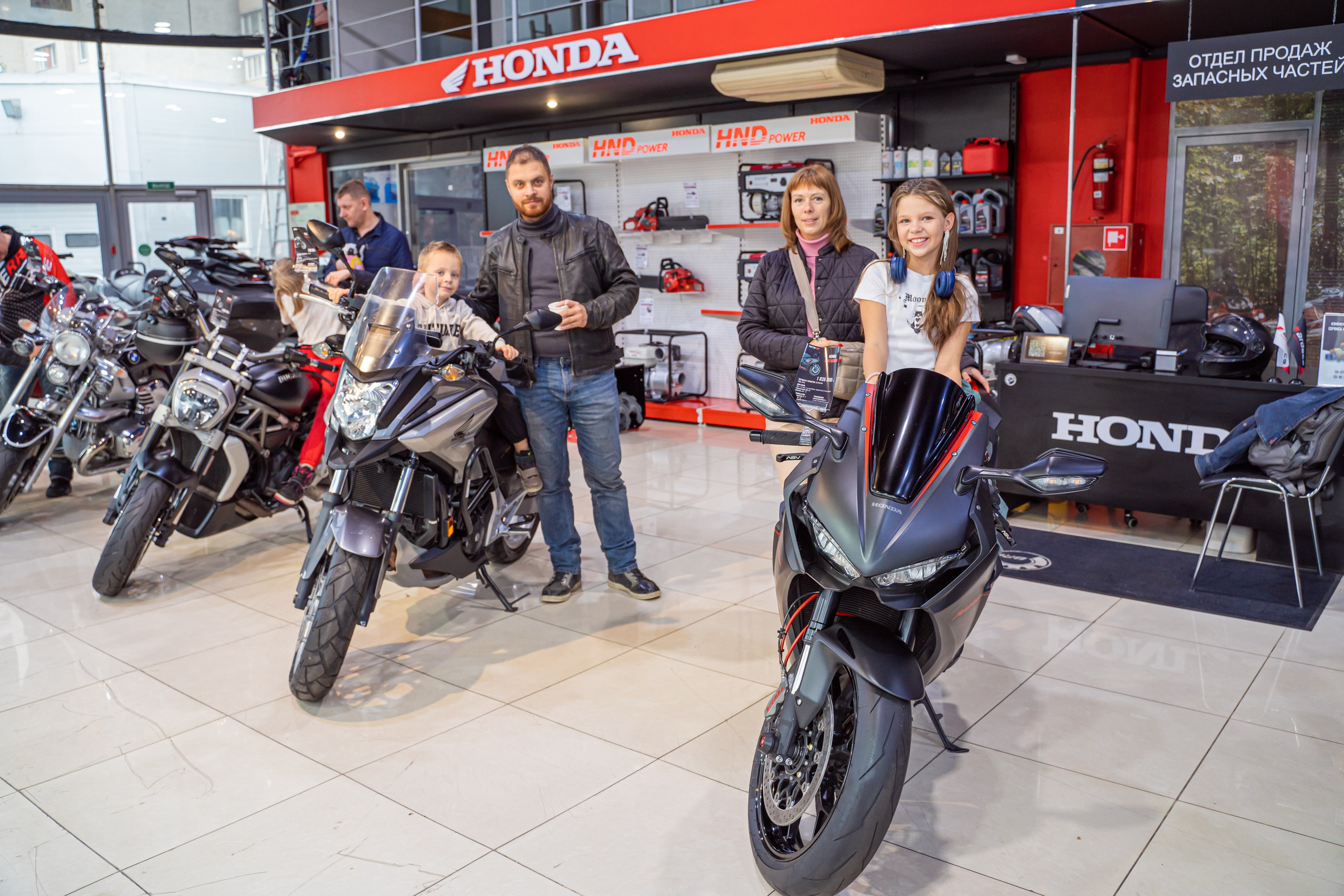 Спортивный репортажный фотограф Санкт-Петербург. Свадебный, семейный, портретный, репортажный фотограф в Санкт-Петербурге