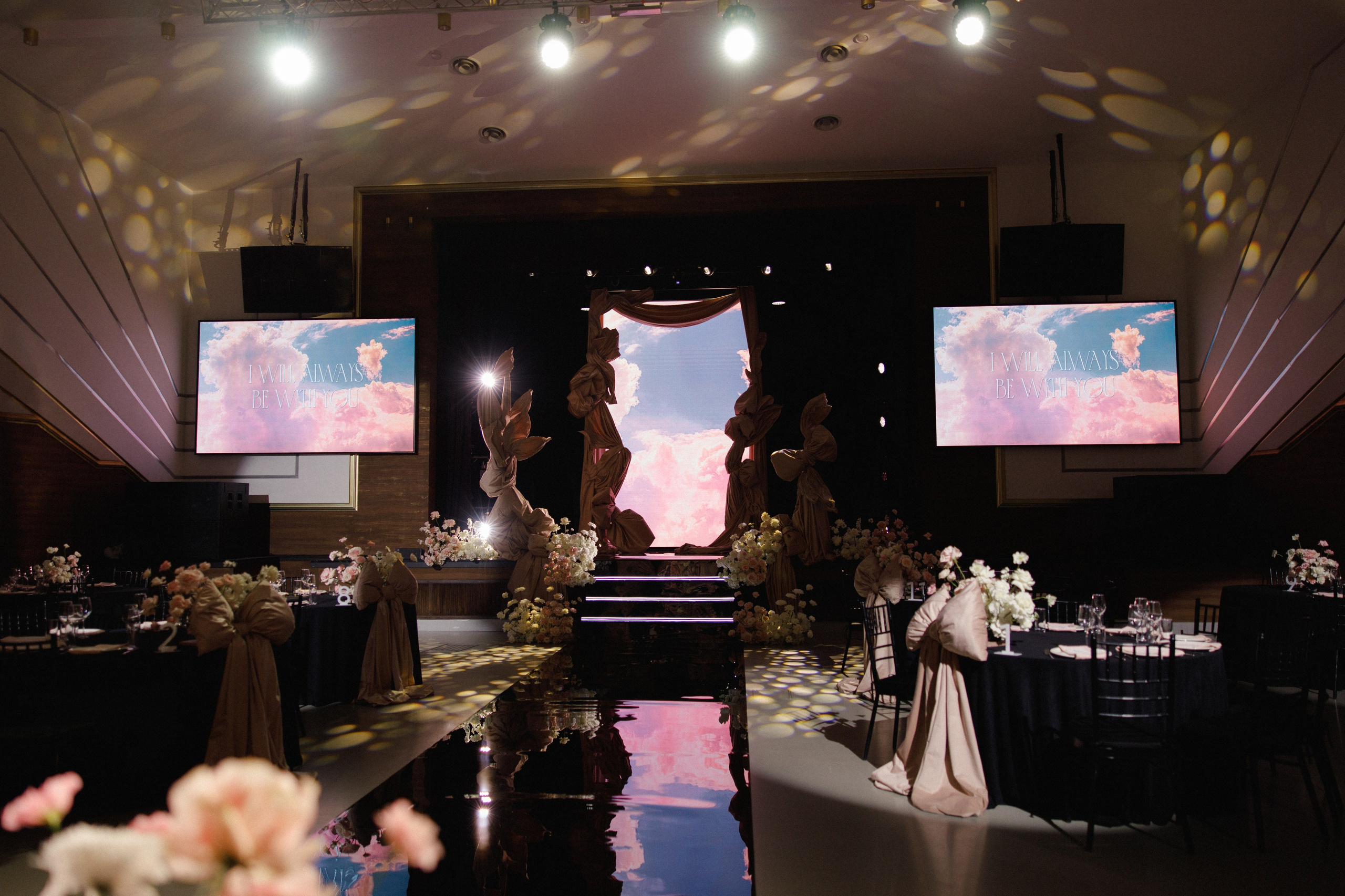 Igor & Ulyana. Photographer — Regina Sal’manova. Uray