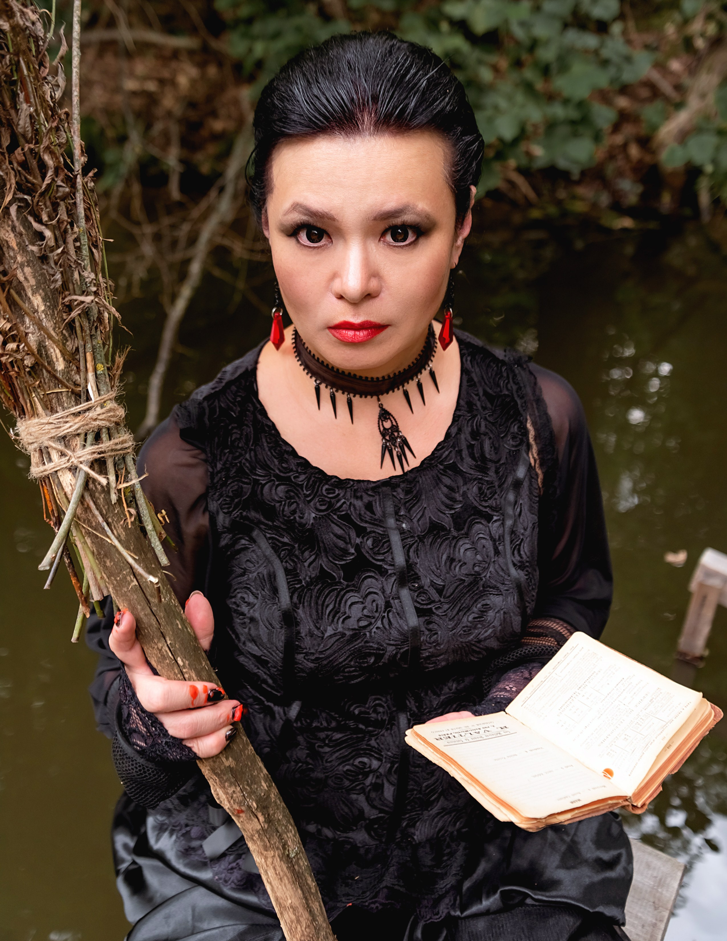 Фотосессия в стиле ведьма. Фотограф Тула творческие фотосессии недорого Ольга Ромашина