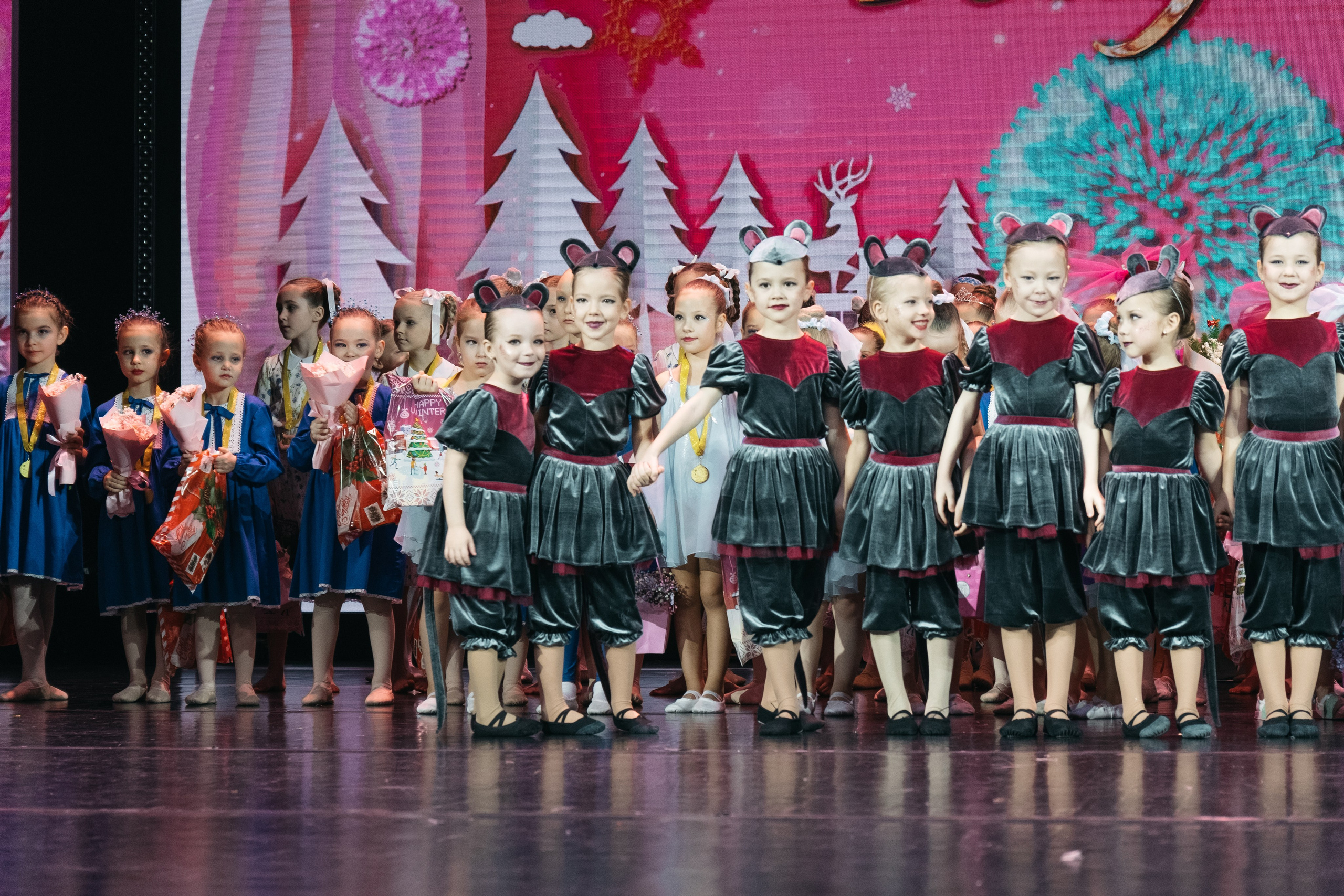 СурГУ 23.12.23. Репортажный и свадебный фотограф в Сургуте