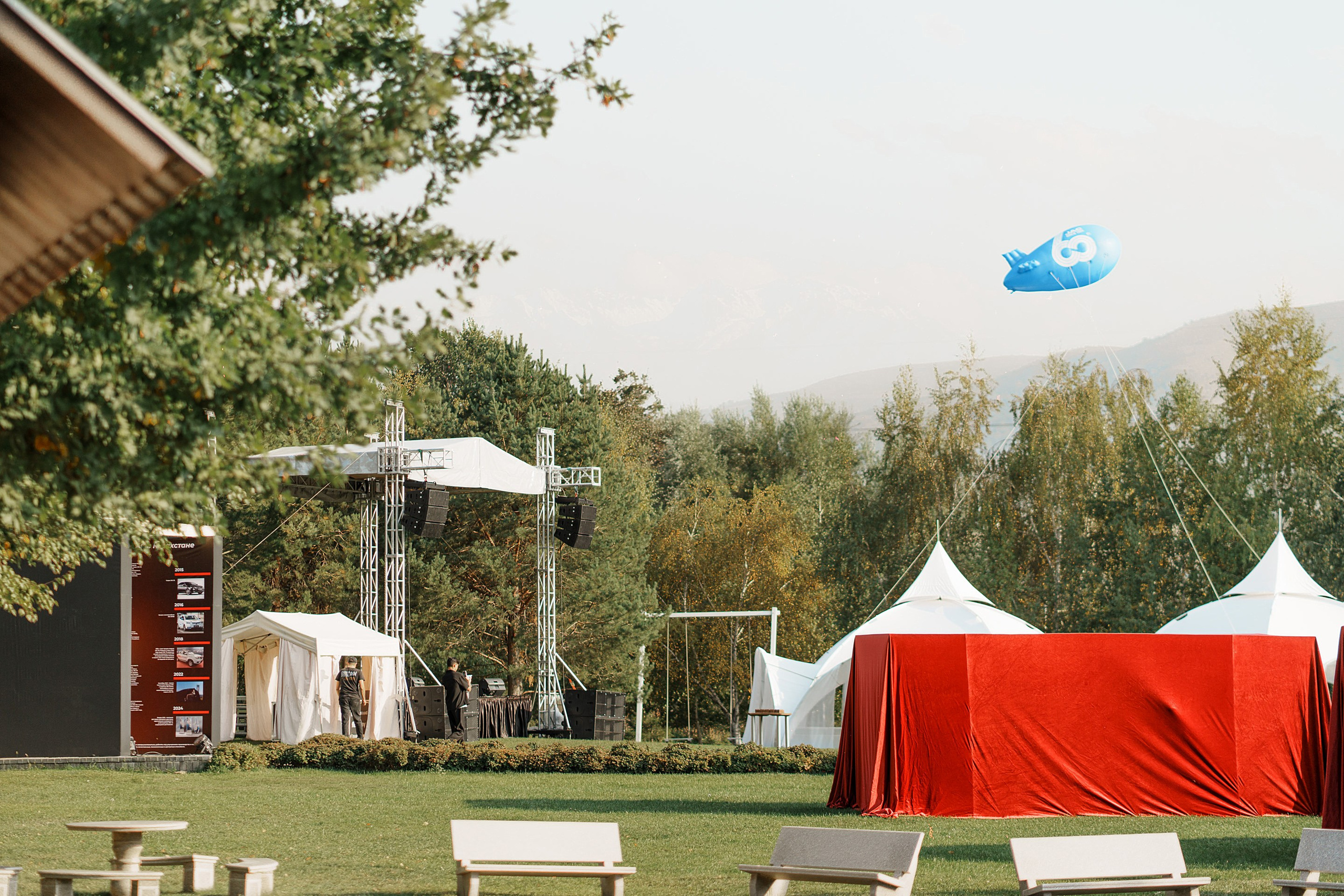 Презентация новой моделей JAC JS8. Фотограф TAULAN_1