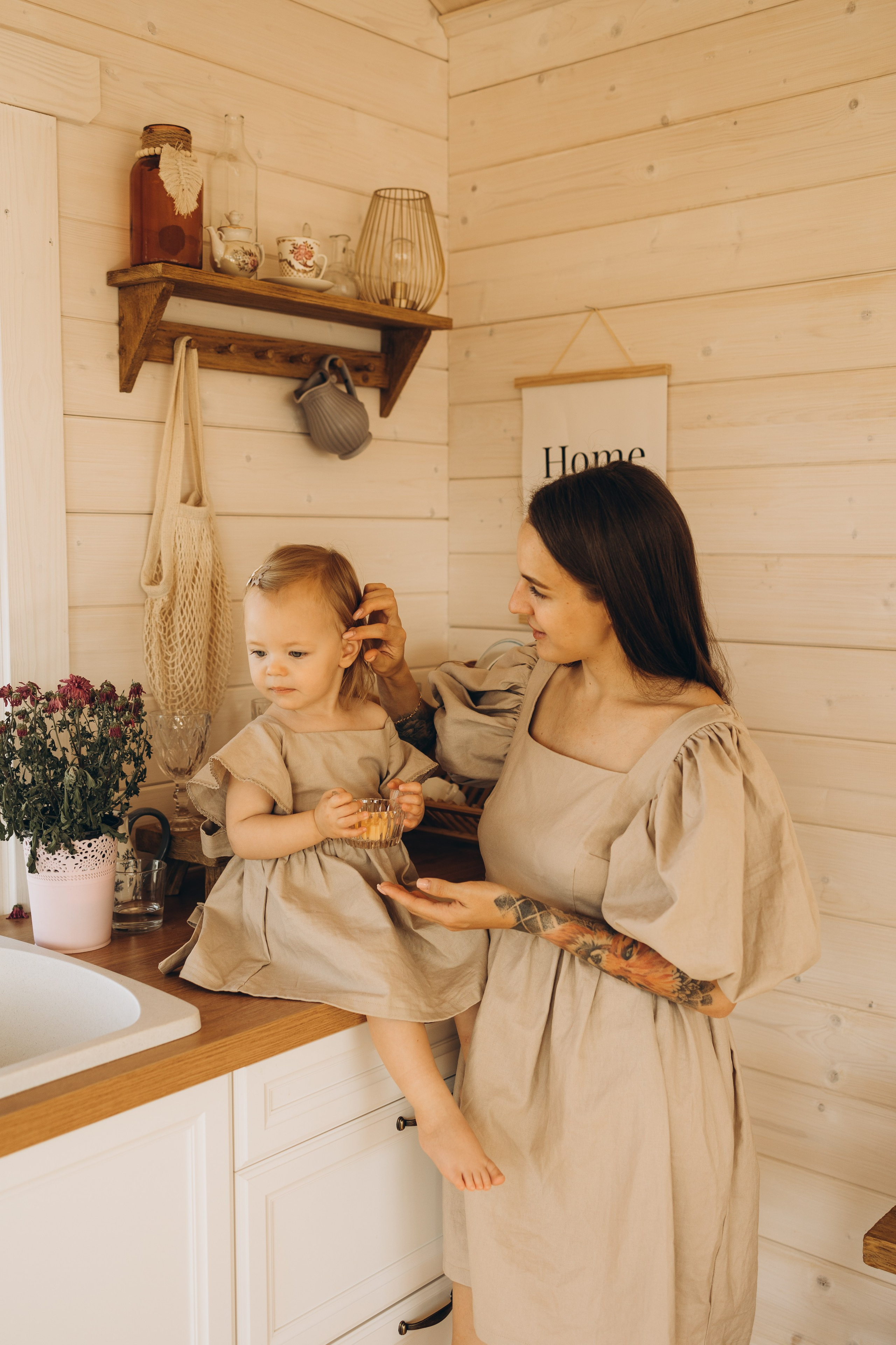 Оля и Мирослава Беседка. Семейный фотограф в Москве Виктория Ястребинская