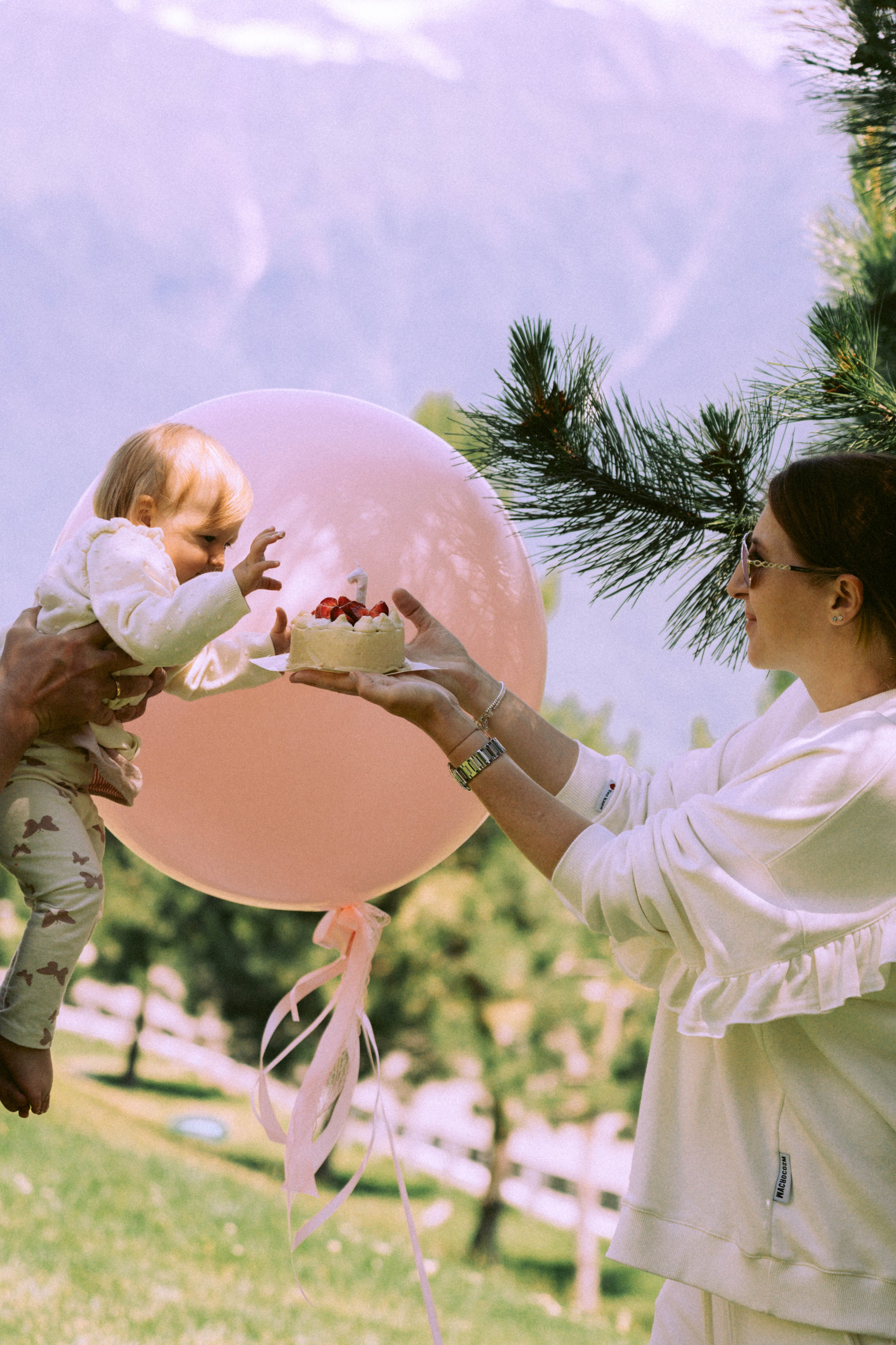 Семейная фотосессия в Сочи и Красной Поляне — заказать семейную фотосессию