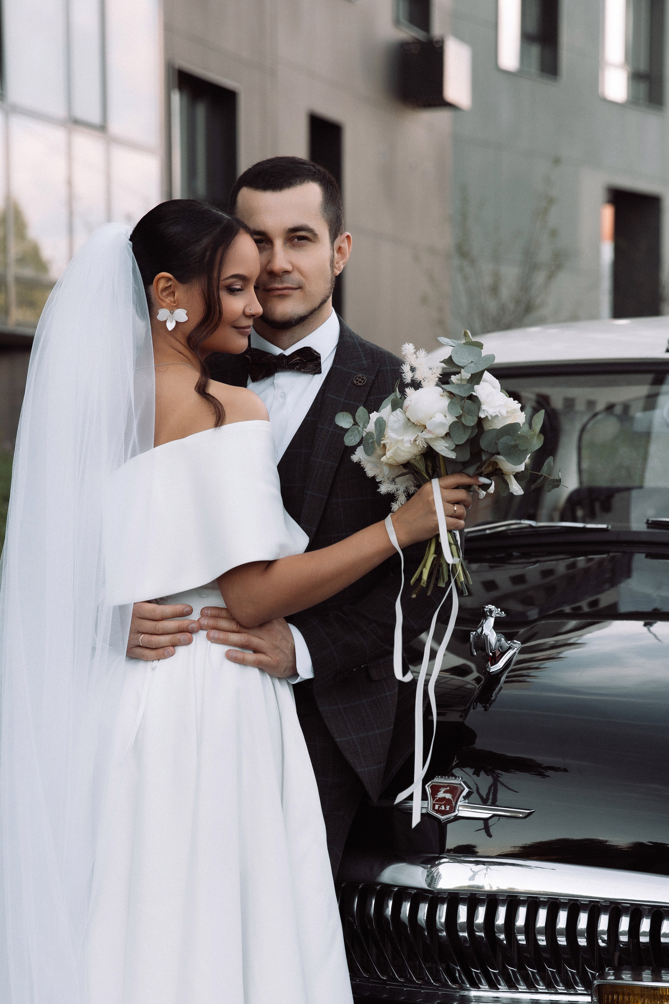 Необычная идея для утра невесты и фотосессия с ретро волгой. Свадебный и портретный фотограф в Сыктывкаре и в Москве Новосельцева Алена