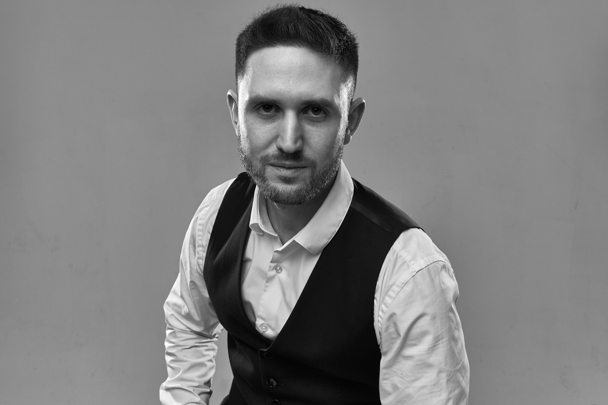 Илья. Студийный и лайфстайл фотограф в Санкт-Петербурге Карлюк Анатолий