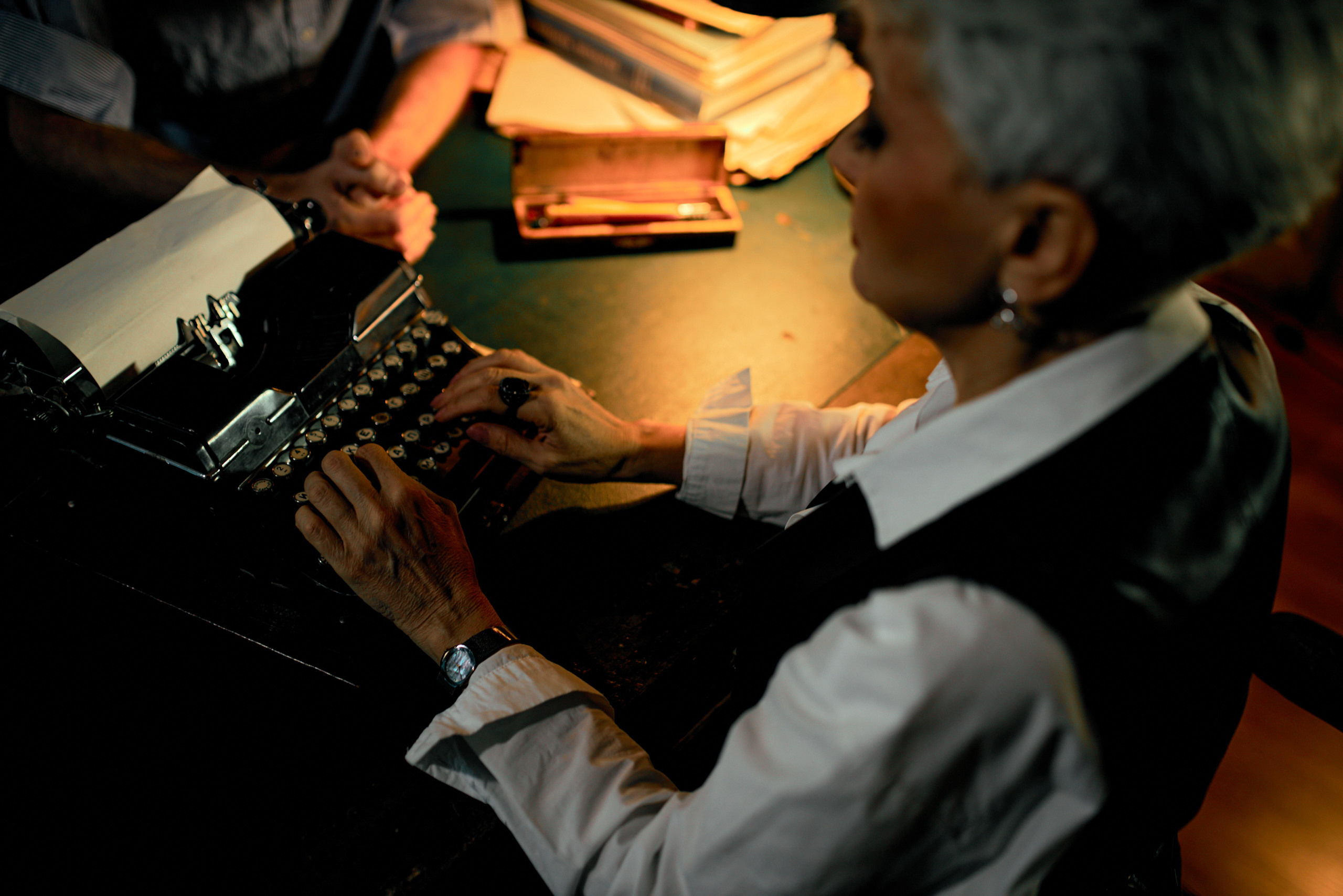 Детективная история. Студийный и лайфстайл фотограф в Санкт-Петербурге Карлюк Анатолий