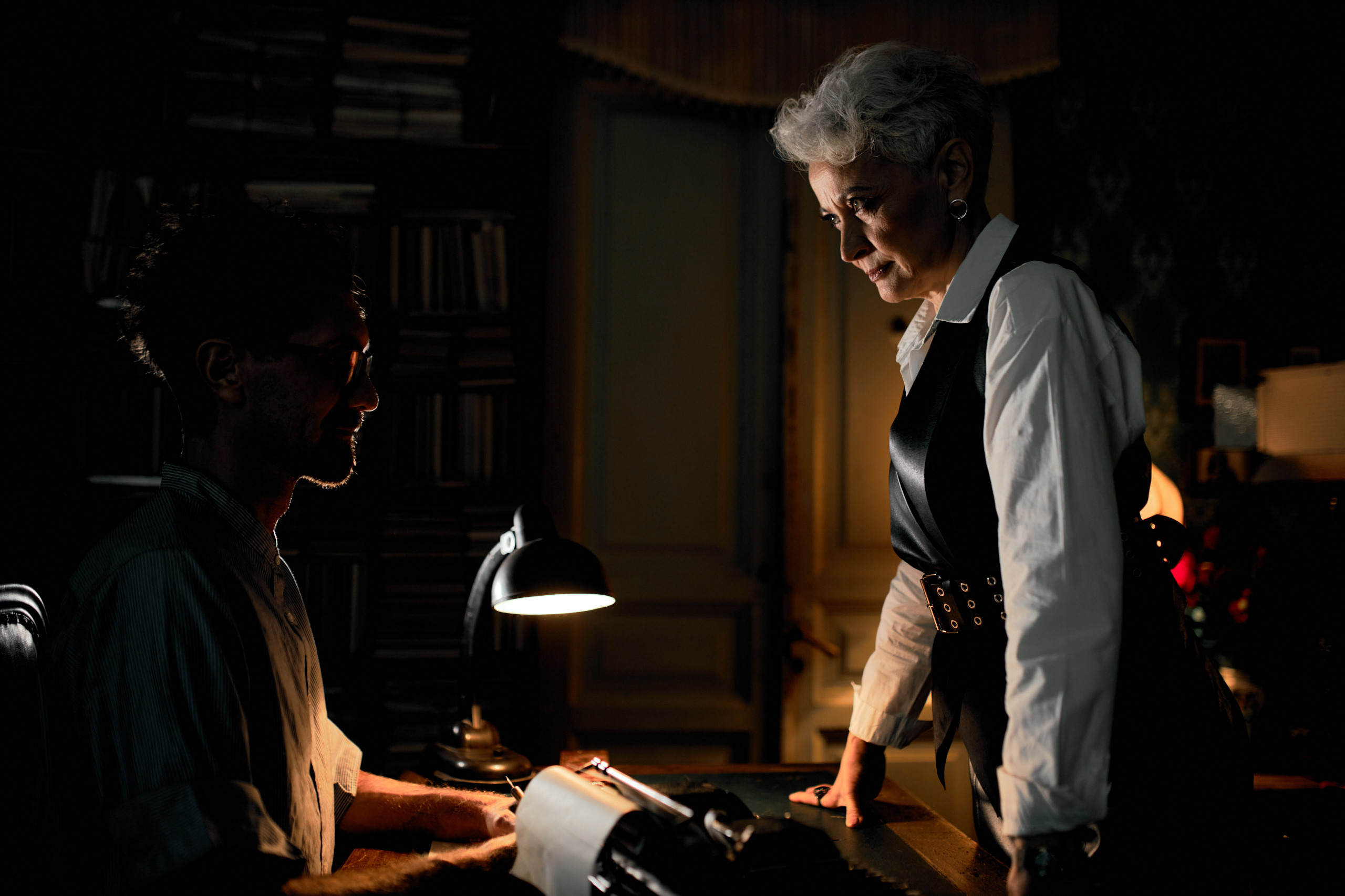 Детективная история. Студийный и лайфстайл фотограф в Санкт-Петербурге Карлюк Анатолий