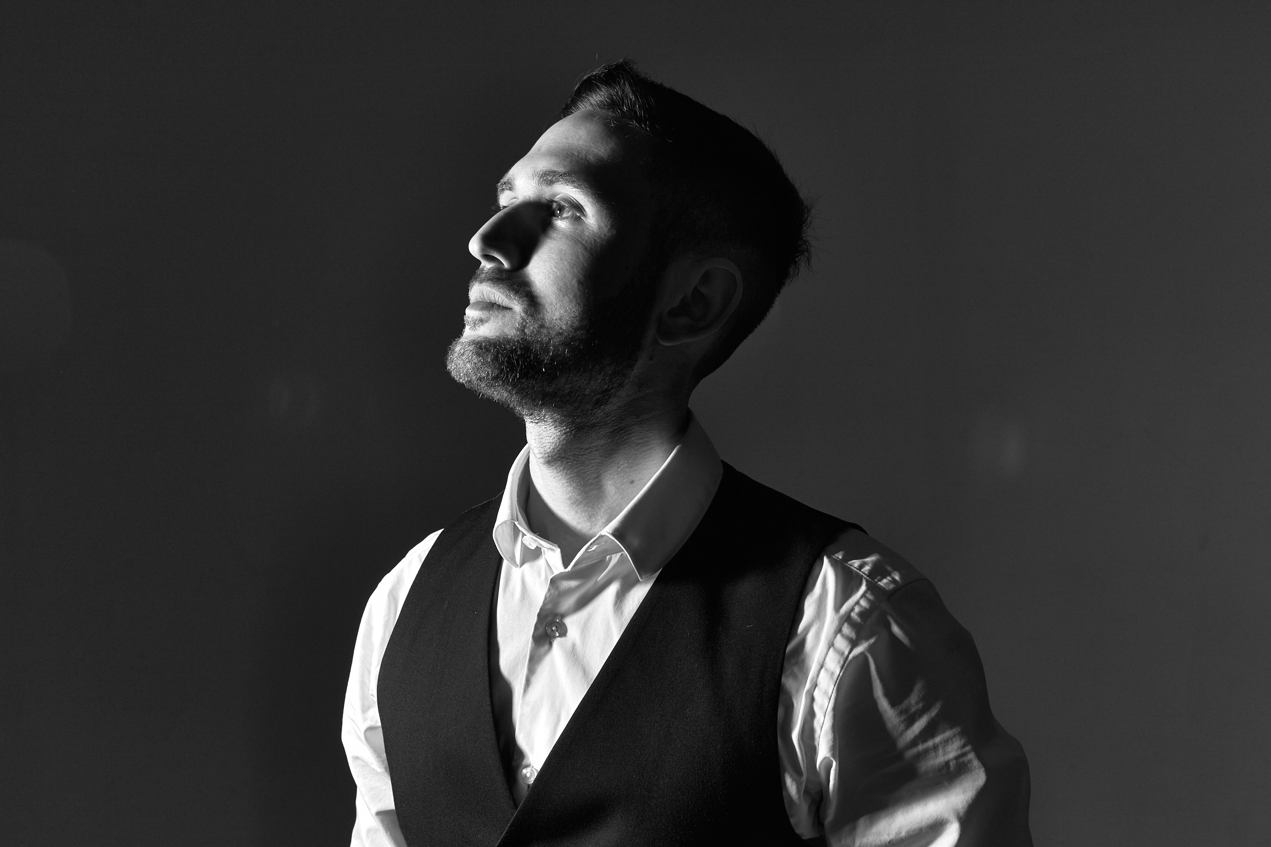 Илья. Студийный и лайфстайл фотограф в Санкт-Петербурге Карлюк Анатолий