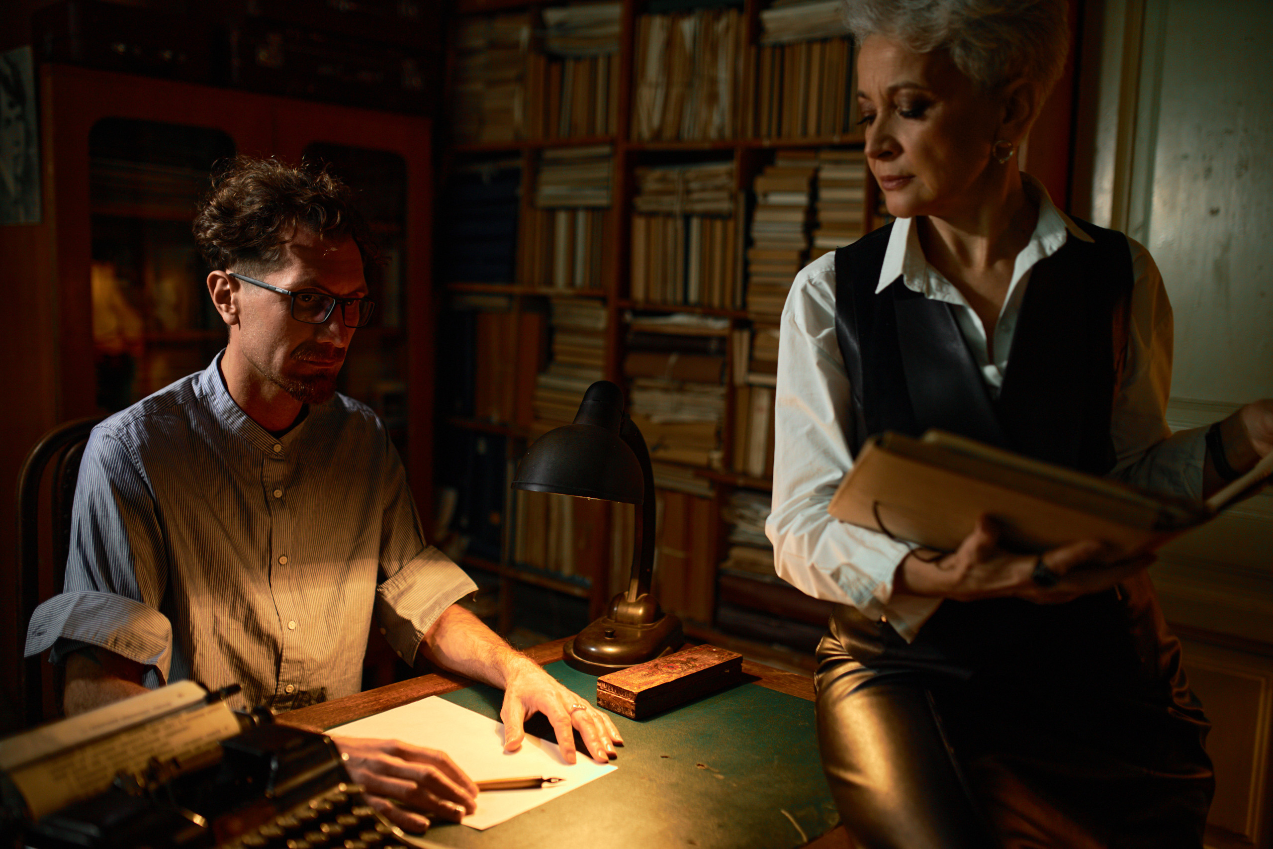 Детективная история. Студийный и лайфстайл фотограф в Санкт-Петербурге Карлюк Анатолий