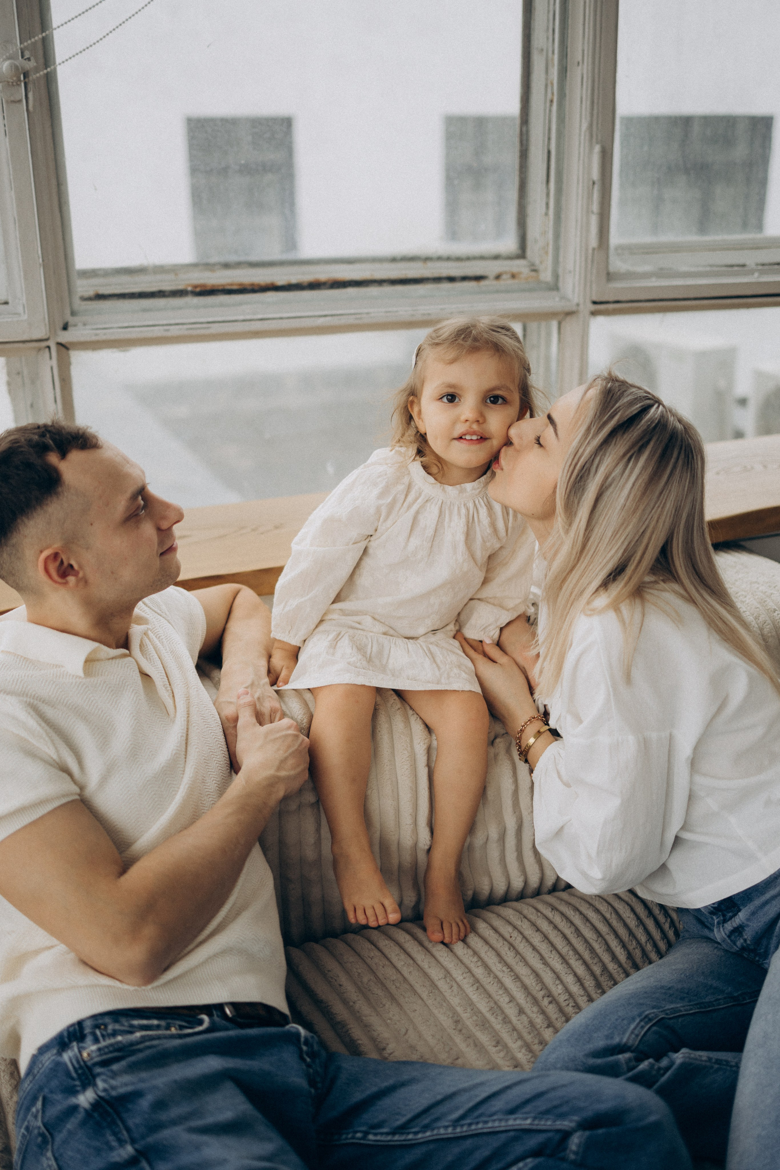 Семейная фотосессия Москва, семейный фотограф в Москве, семейная фотосессия, детский фотограф, семейная фотосессия в студии