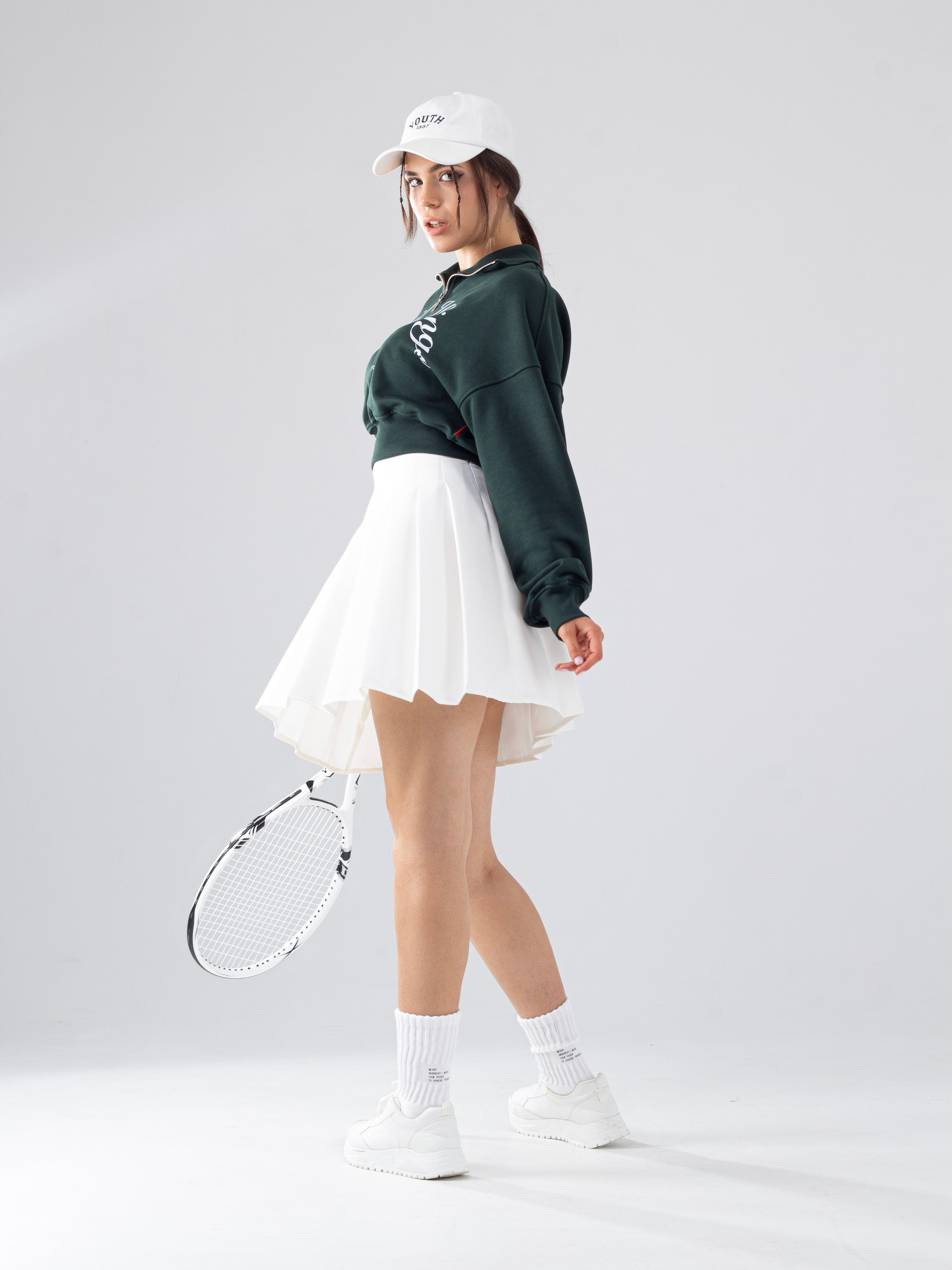 Лиза З. Фото для маркетплейсов в самых сочных локациях города Сочи