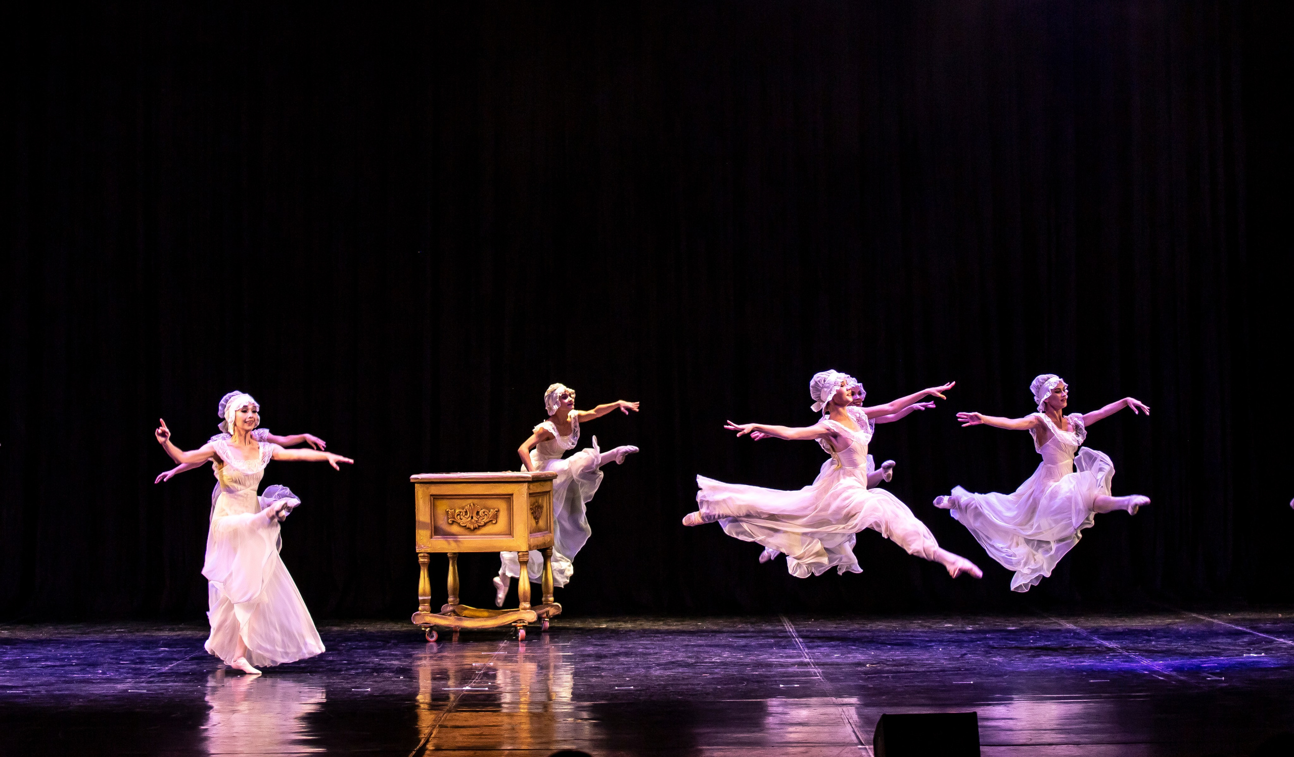 Русский Гамлет спектакль премьера Марийского театра оперы и балета в Зимнем театре г. Сочи. Фотограф в Сочи Юрий Шептаев