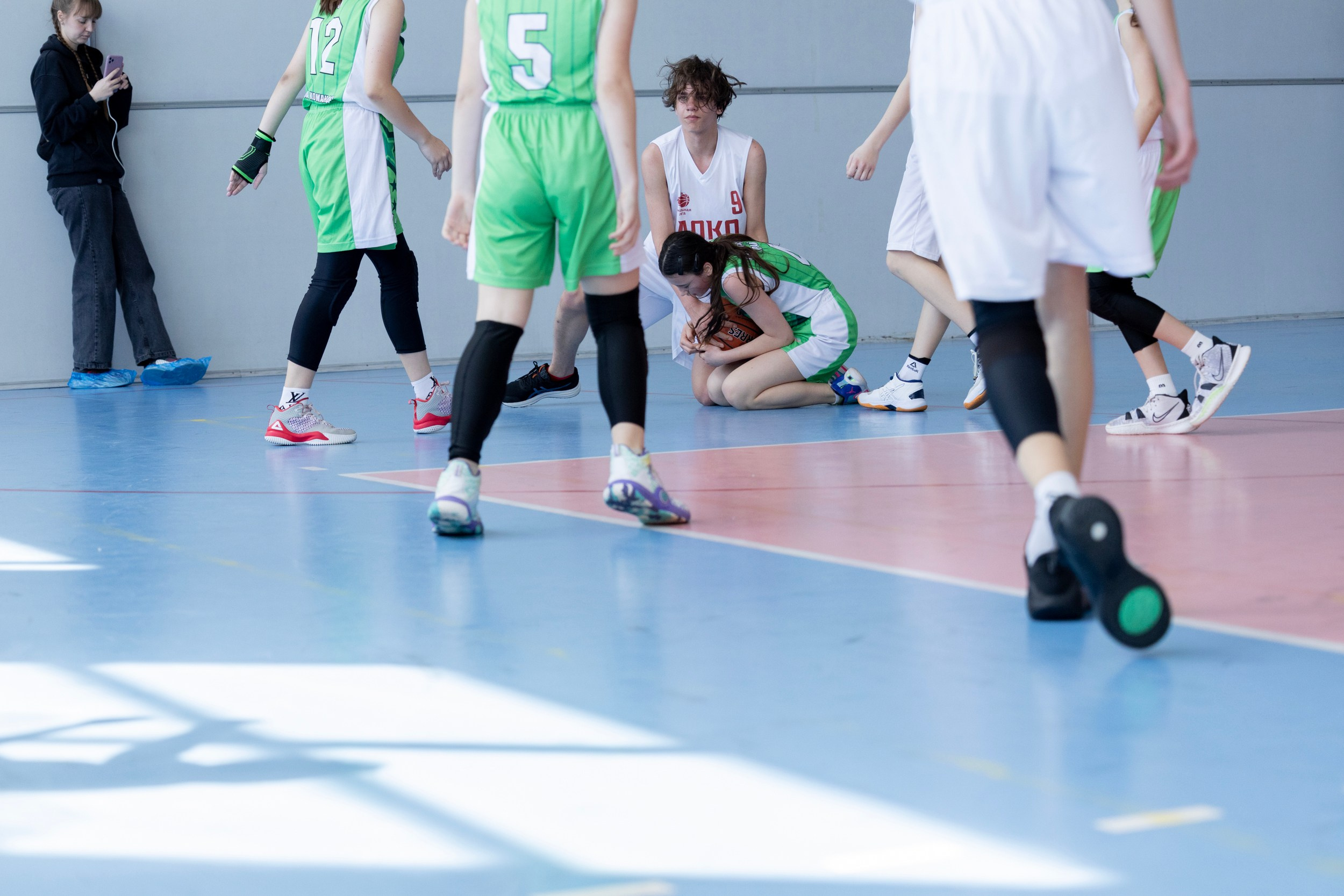 Соревнования по баскетболу среди школьников. Репортажный и портретный фотограф в Владивостоке