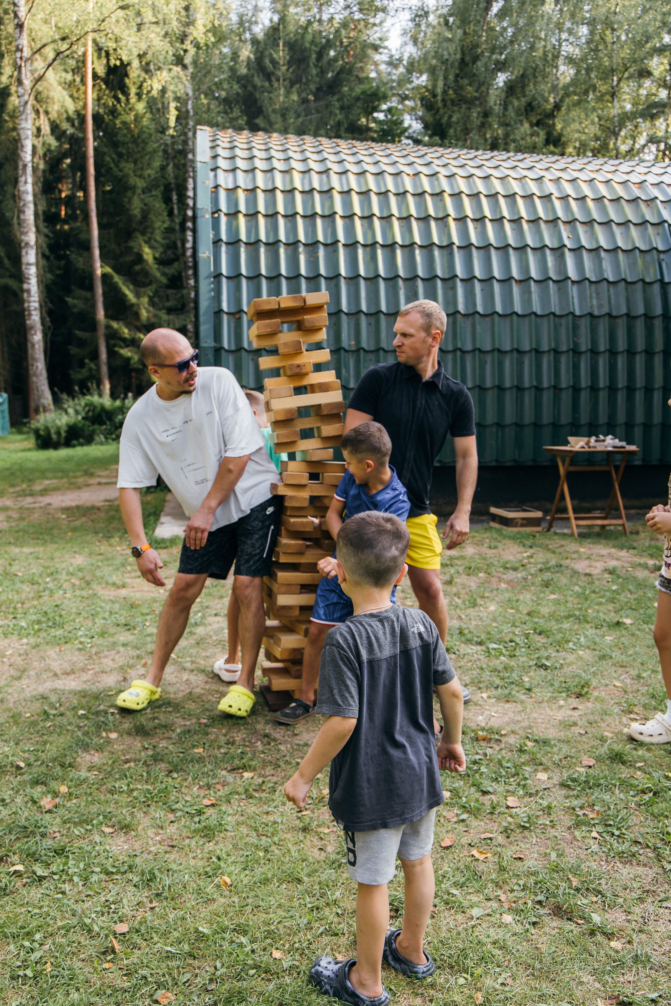 Съёмка турслета мебельной компании Mfamily. Портретный и семейный фотограф в Минске