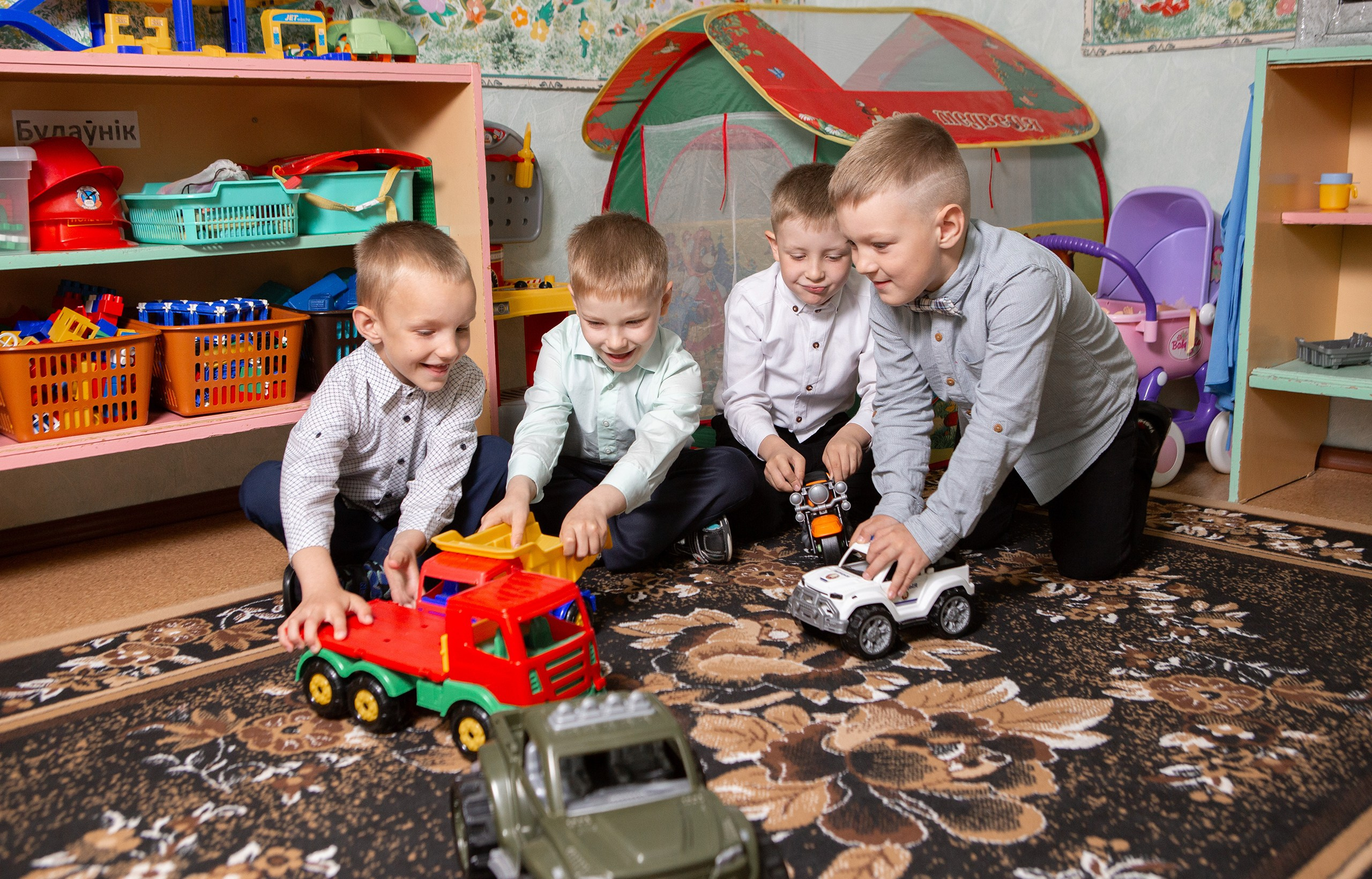 Детский садик. Выпускные альбомы Берёза и Брестская область