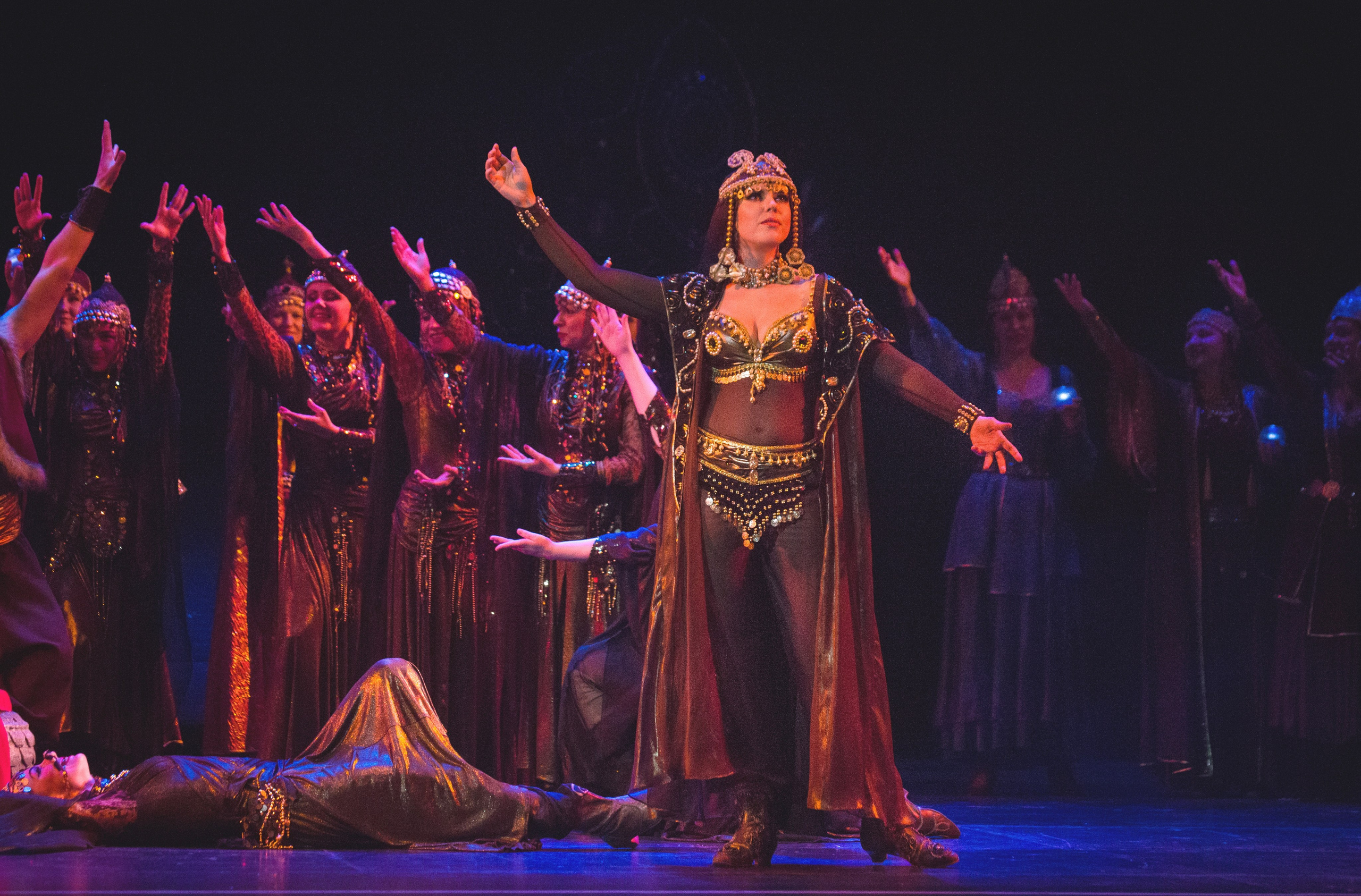 «Князь Игорь» в Новой опере. Дарья Письменюк / Darya Leitstern — фотограф, музыкант, журналист, путешественник