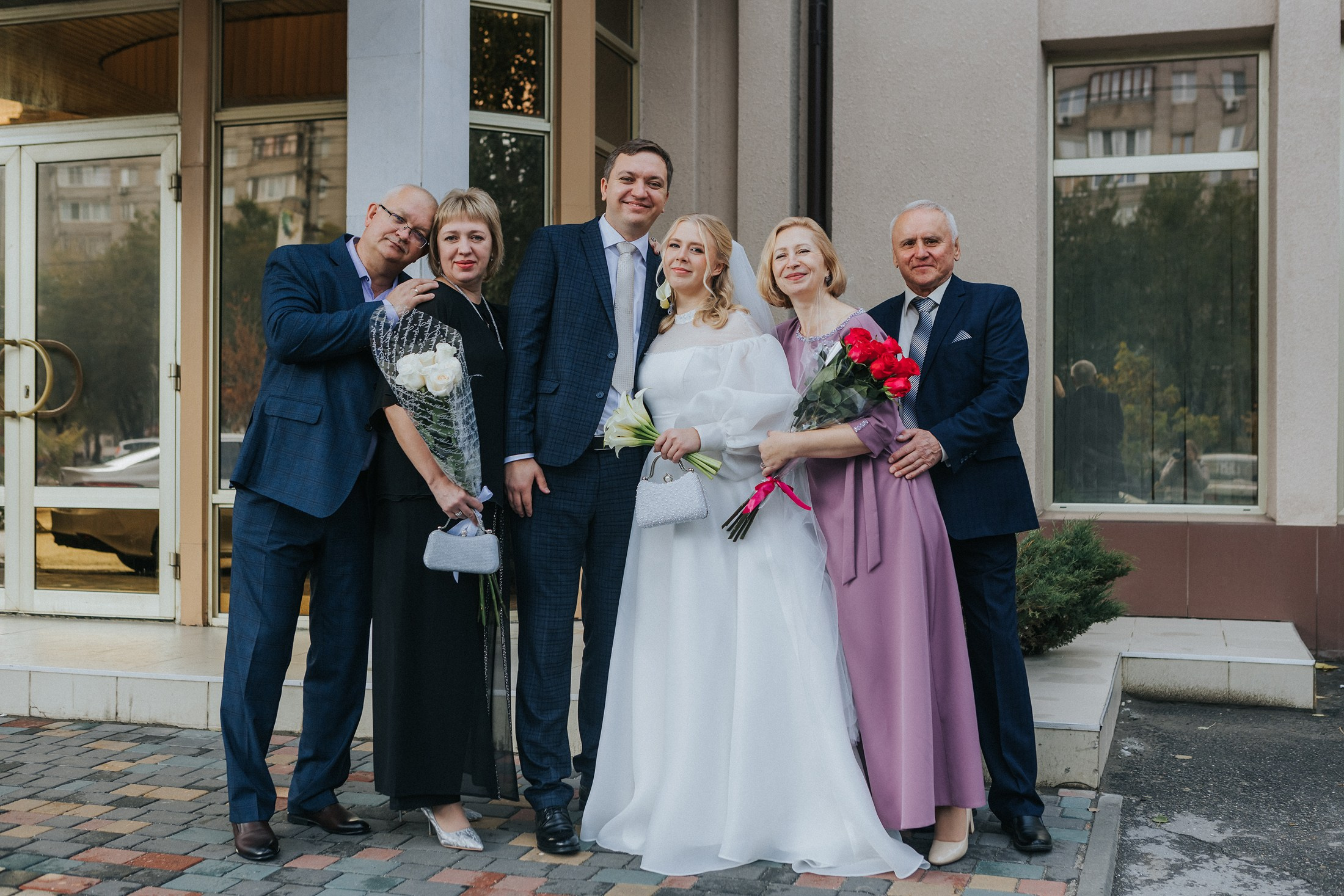 Егор и Екатерина. Осень, музей Машкова. Фотографы в городе Волгограде — Людмила Агеева и Алексей Околелов