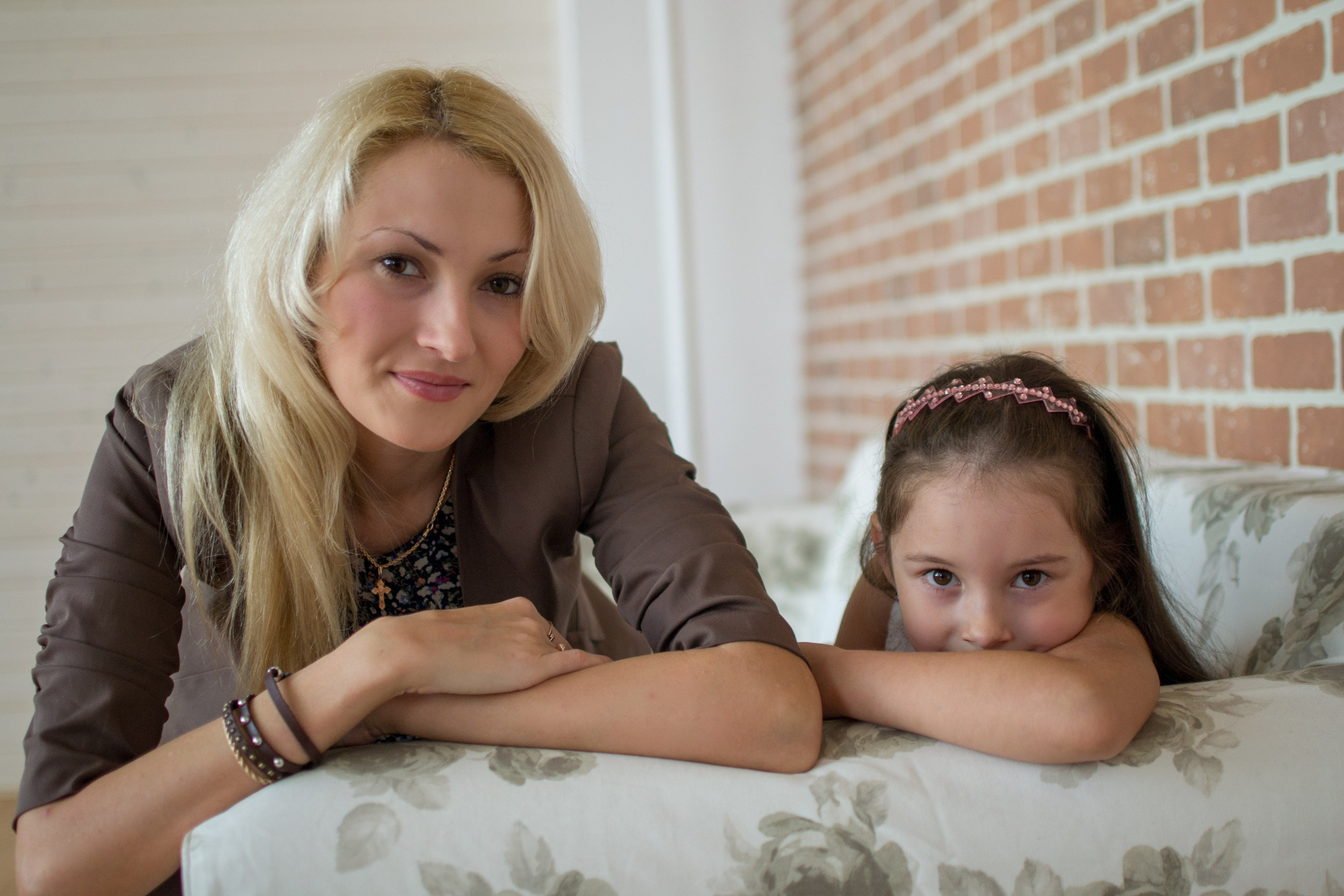 Светлана с дочерью Кристиной. Портретный креативный творческий фотограф в Казани Михаил Бушенев