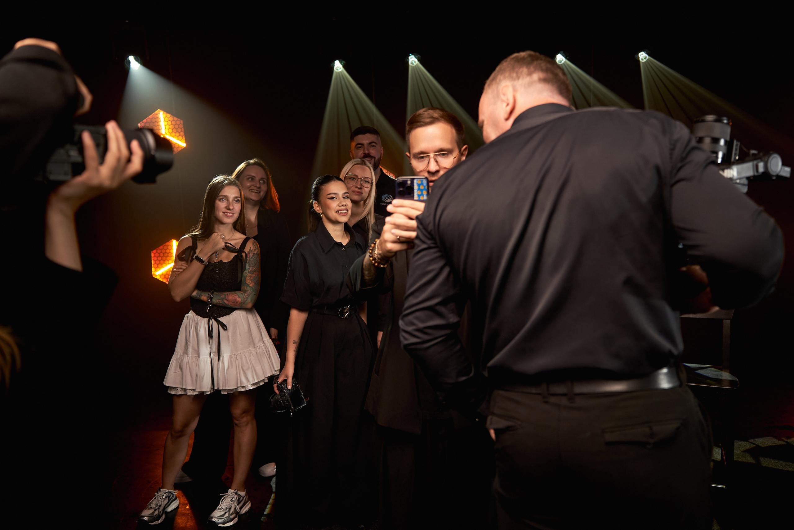 ТВИНС СТУДИО — лучшие фотографы и операторы Краснодара и России. ТВИНС СТУДИО — лучшие свадебные фотографы и видеографы в Краснодаре