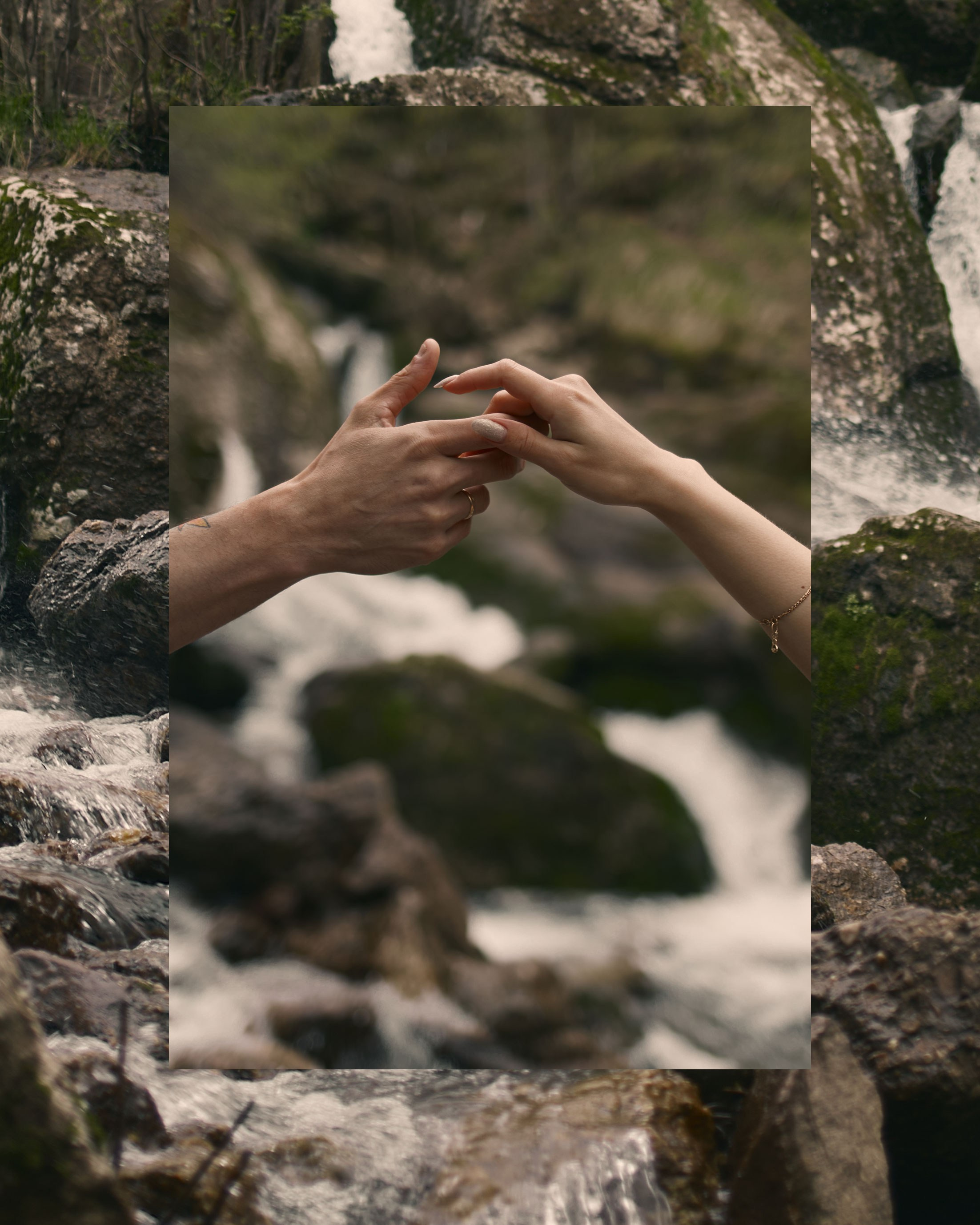 На водопаде. Фотограф в Уфе Кира Прозорова. Свадебные, портретные и семейные съемки