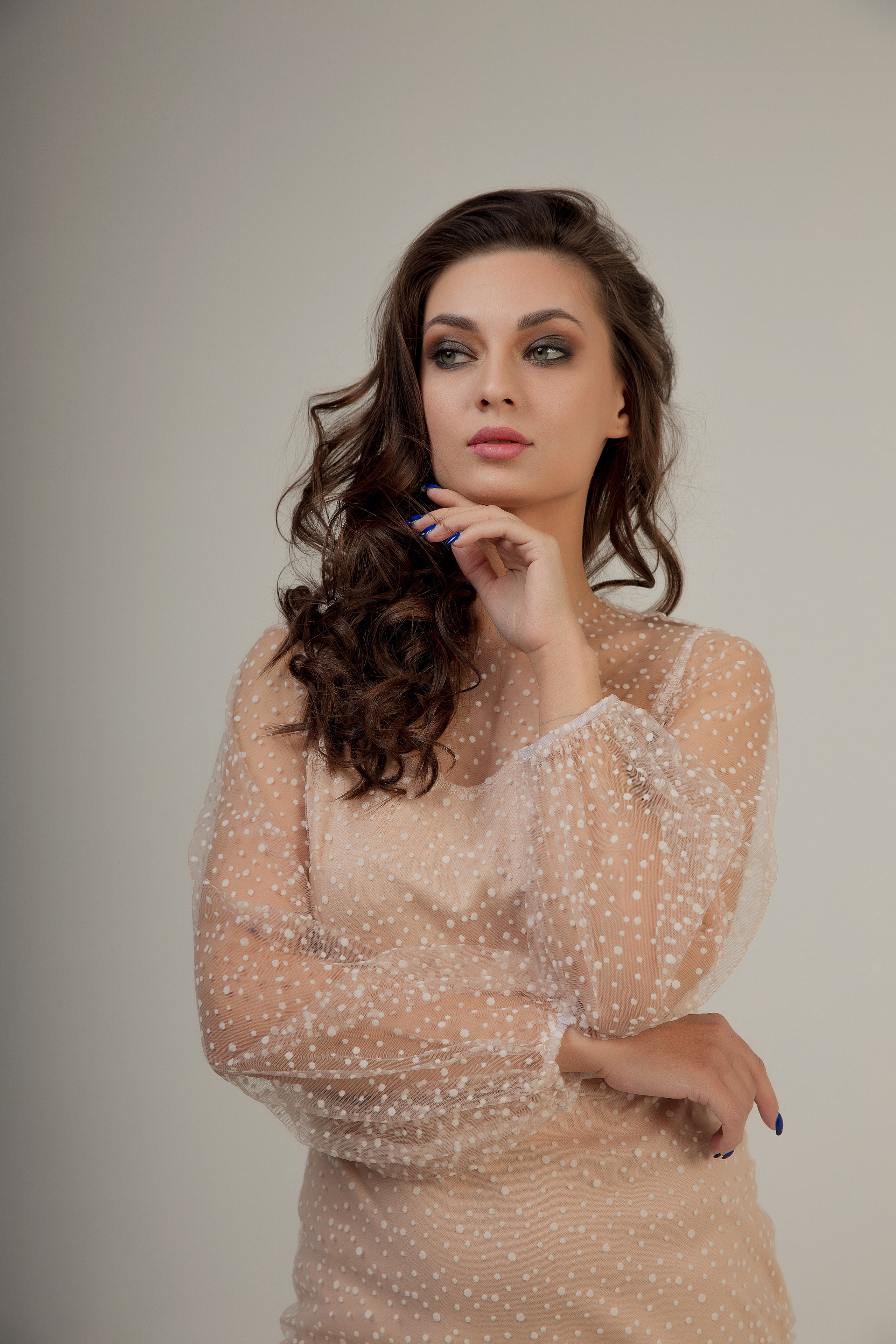 Съемка на фонах. Свадебный/семейный фотограф Майкоп Галина Кизилова