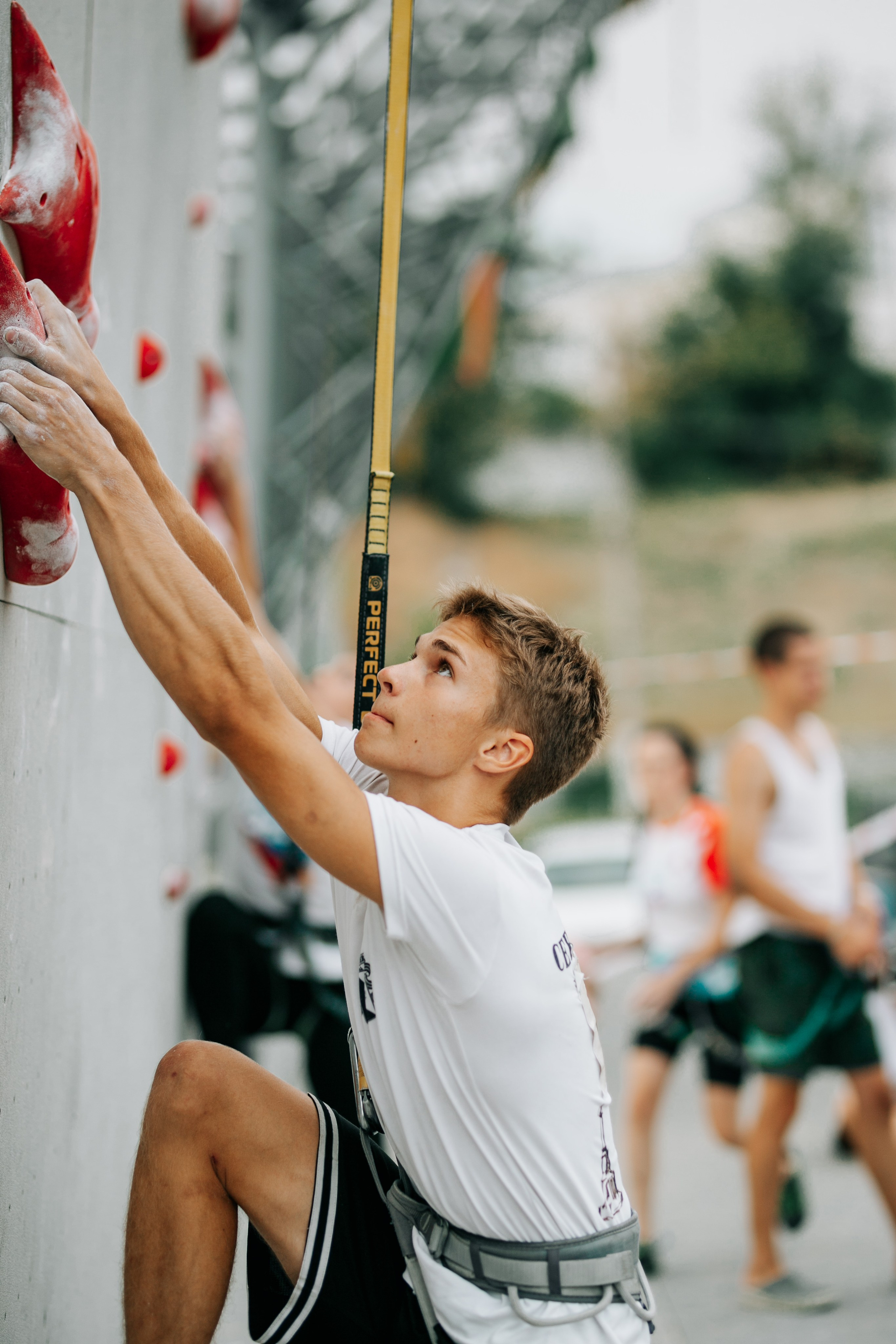Соревнования по скалолазанию. Фотограф в Крыму
