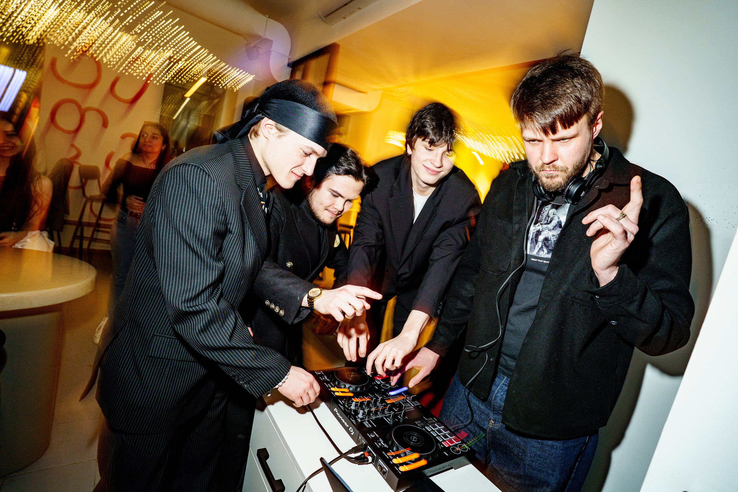 Гостевая смена Бара разбитых сердец в «Мама Тата». Концертный и репортажный фотограф в Санкт-Петербурге Слава Пахомов