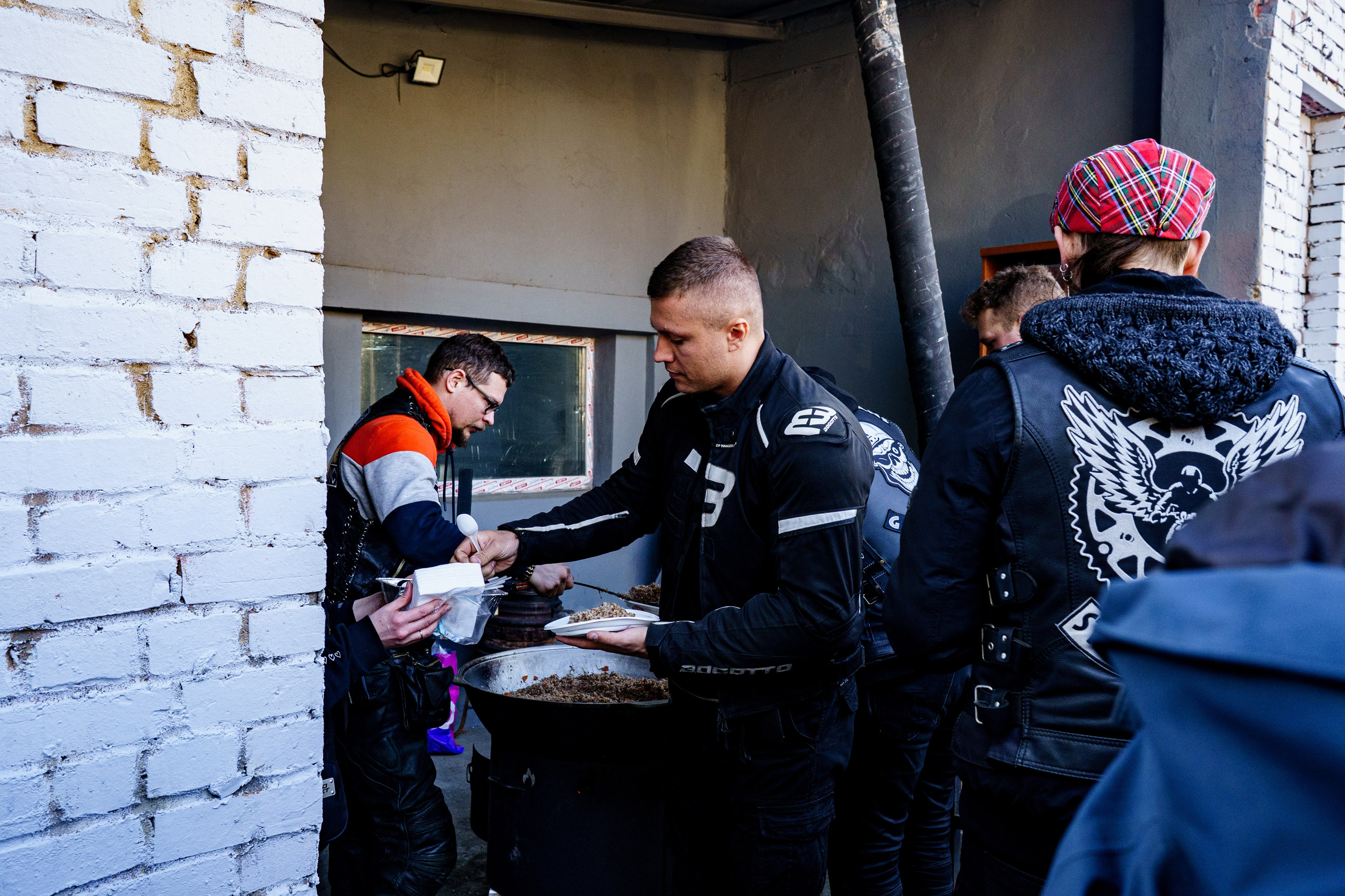 Прохват мотоклуба Norman Riders ч.2. Концертный и репортажный фотограф в Санкт-Петербурге Слава Пахомов