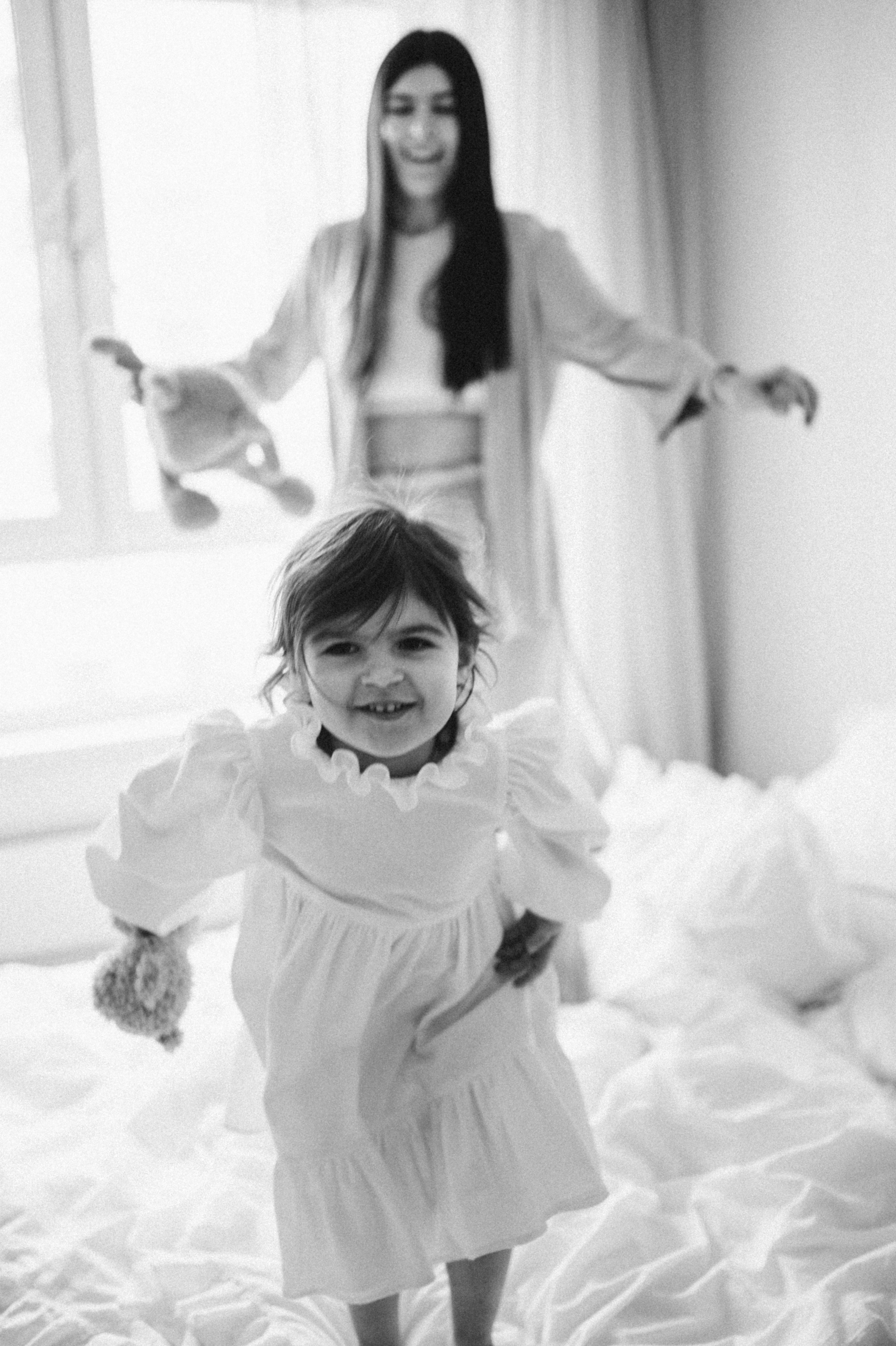 Лена и Николь дома. Семейный и свадебный lifestyle-фотограф в Москве Мария Петрова