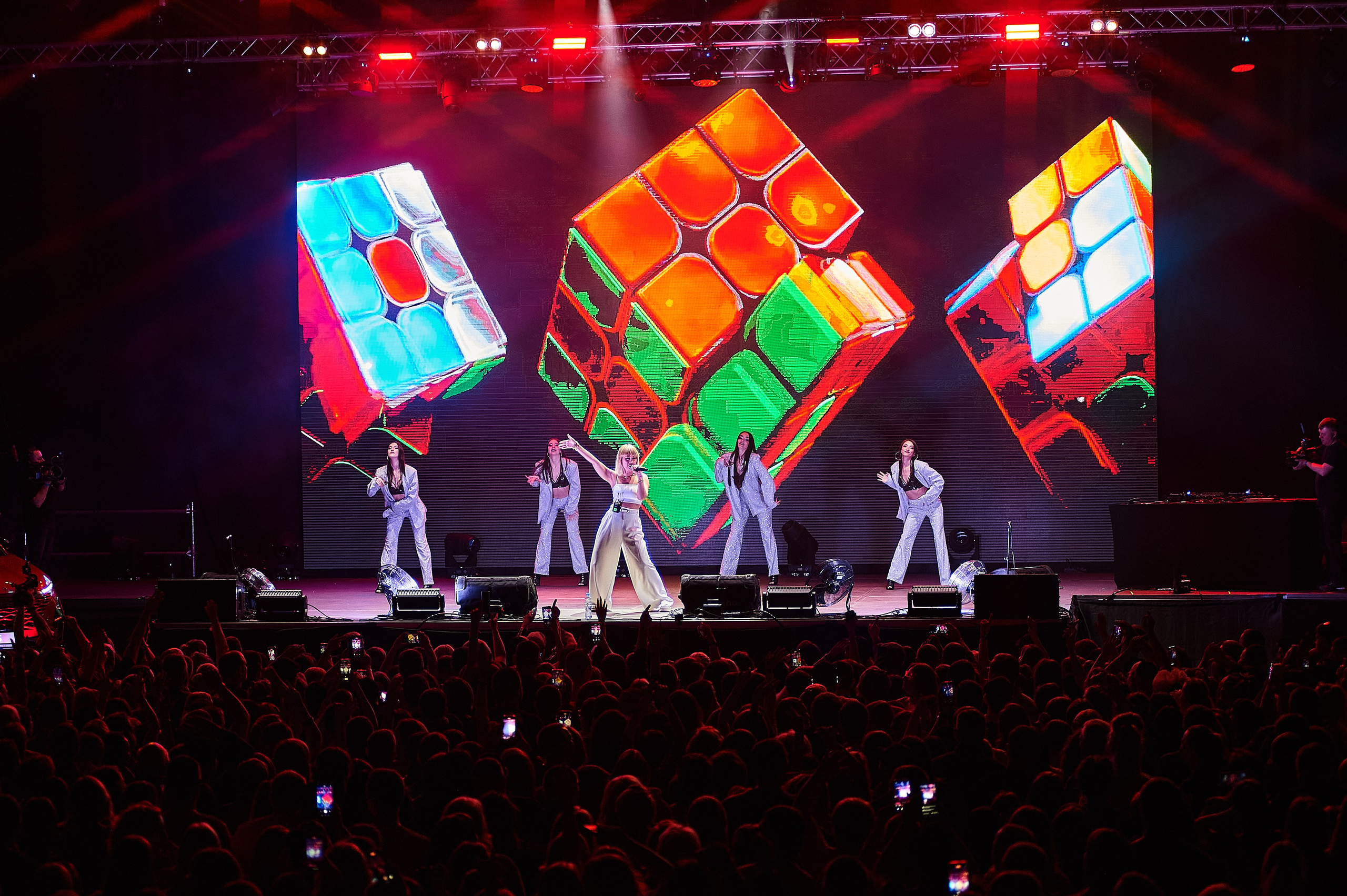Супердискотека 90-х в Красноярске RECORD. Фотограф Москва Concerts photo / Fashion photо