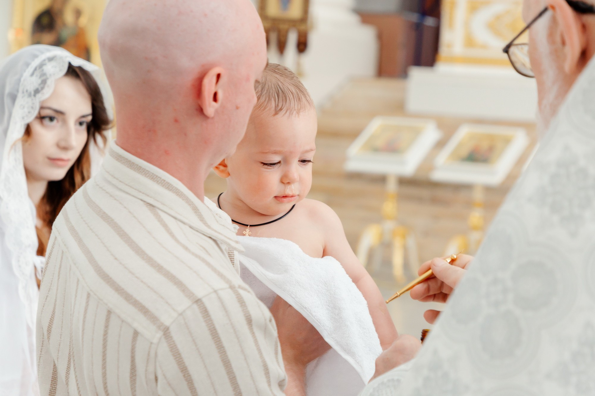 Крещение в Смольном соборе. Фотограф крещение венчание в Петербурге! Помогает подобрать храм и посоветовал душевного батюшку в СПб